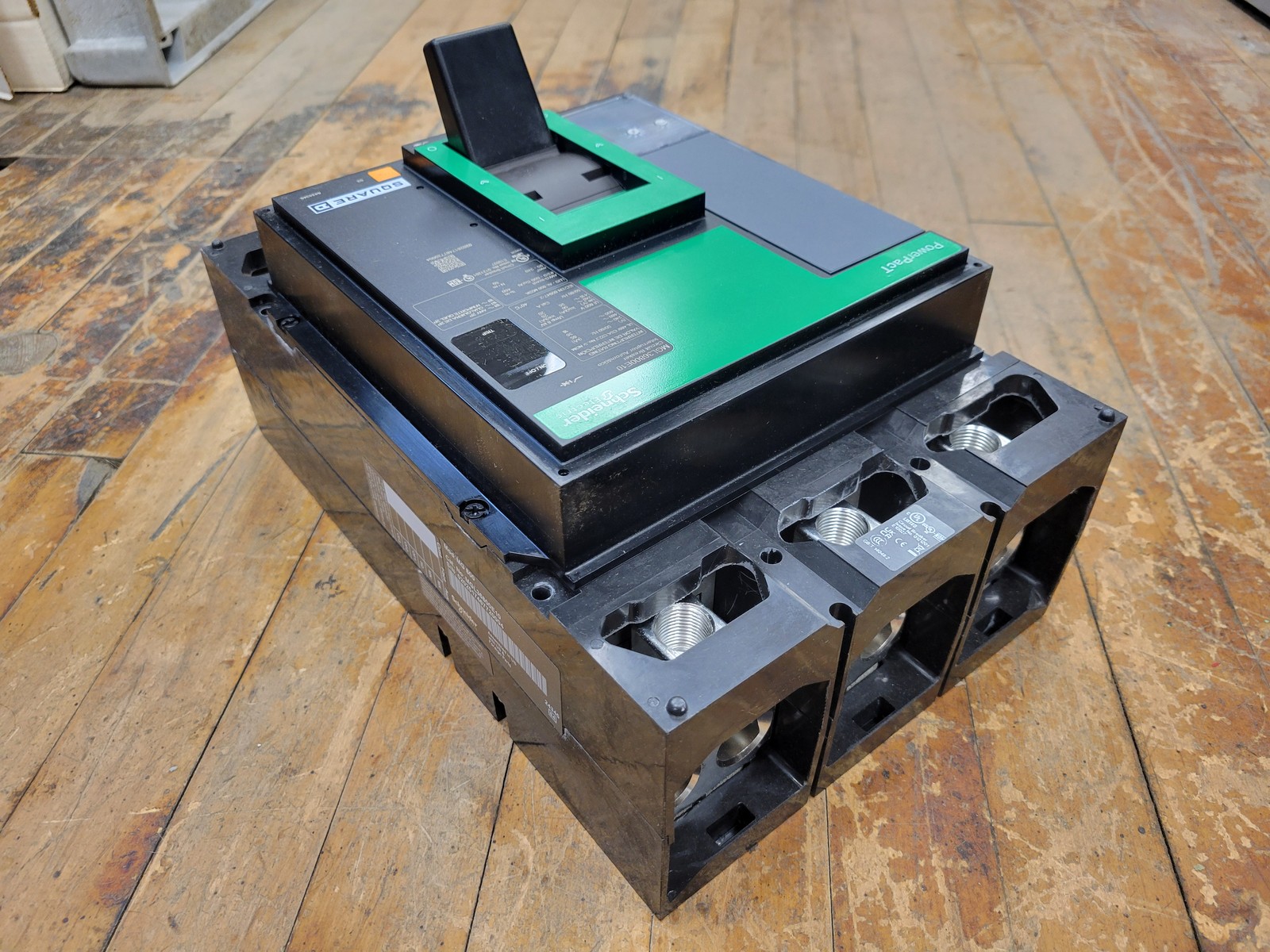 Square D MGL36800E10 Circuit Breaker 800A 3P 600V