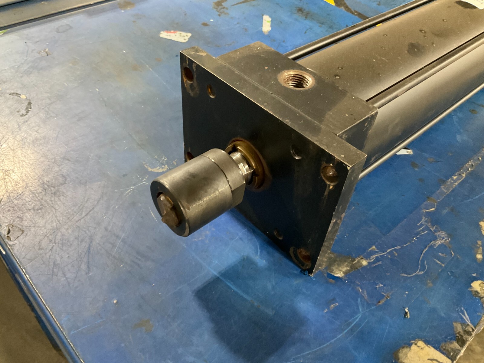 Parker 04.00 CJ2AU14AC 24.000 Pneumatic Cylinder Series 2A CJ2AU14AC (VT)