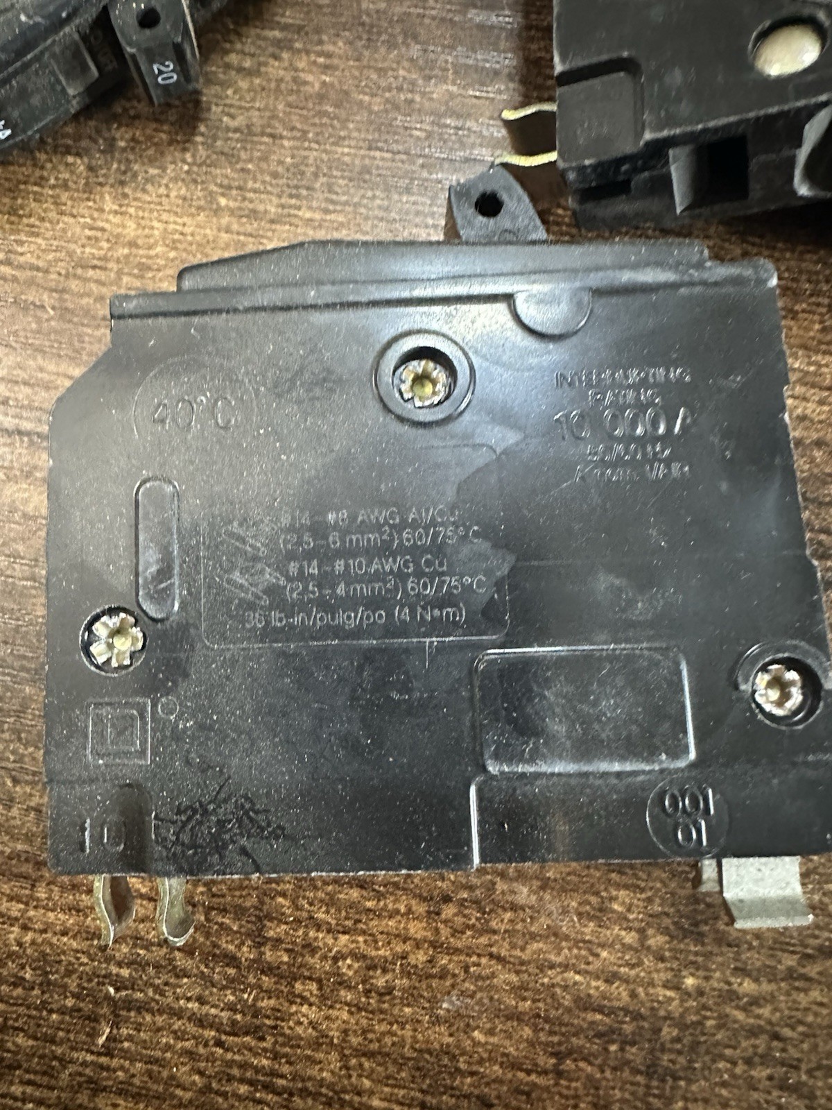 Lot of 10 Square D QO120 20 Amp Single Pole Circuit Breakers 120 240V Used