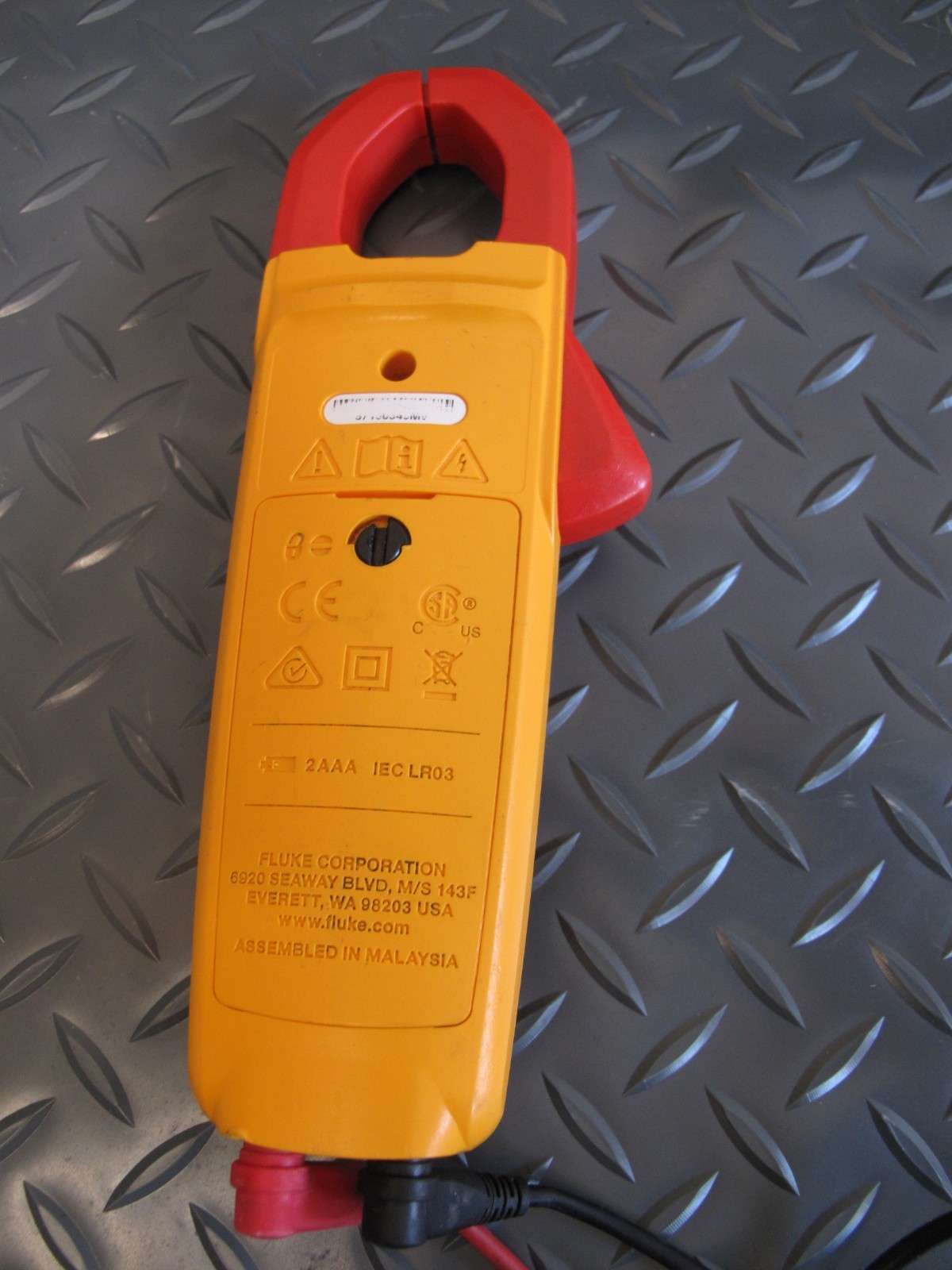 Fluke 323 true rms digital clamp meter 600v ac / dc voltage working