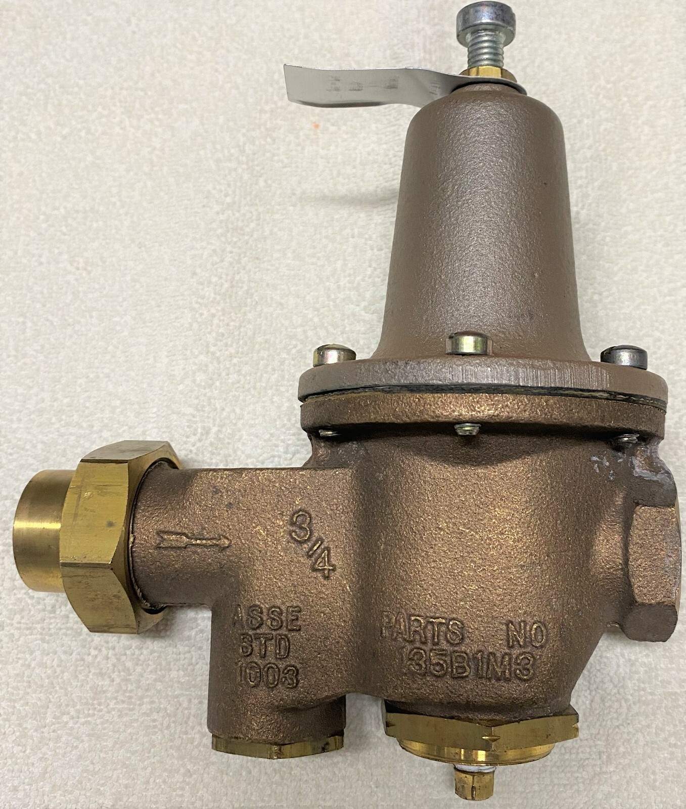 Watts Regulator Co. – 3/4 inch U5B Water Reducing Valve and Strainer NIB
