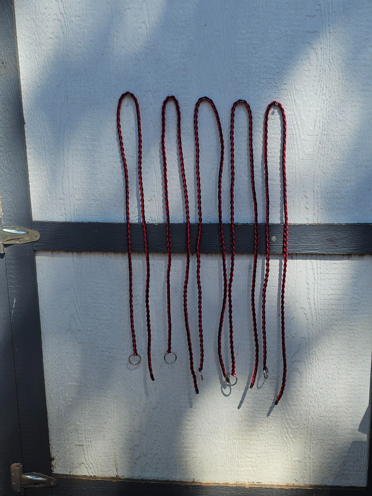 Set of 5 Paracord Piggin Strings Tie Strings Western Ranch Work Rope Black/Red