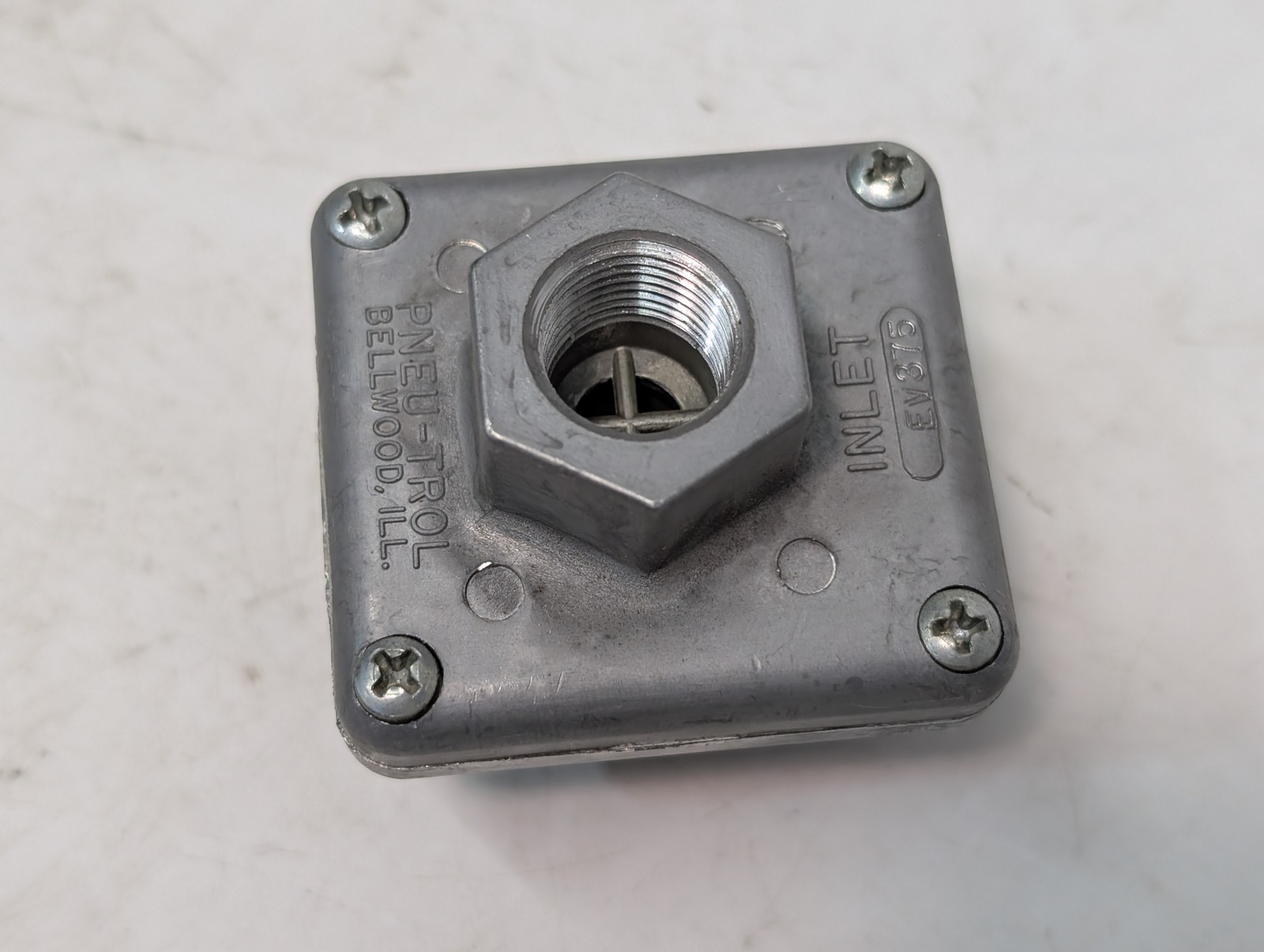 Deltrol EV-375 Pneutrol Bellwood IL valve body inlet cylinder as shown