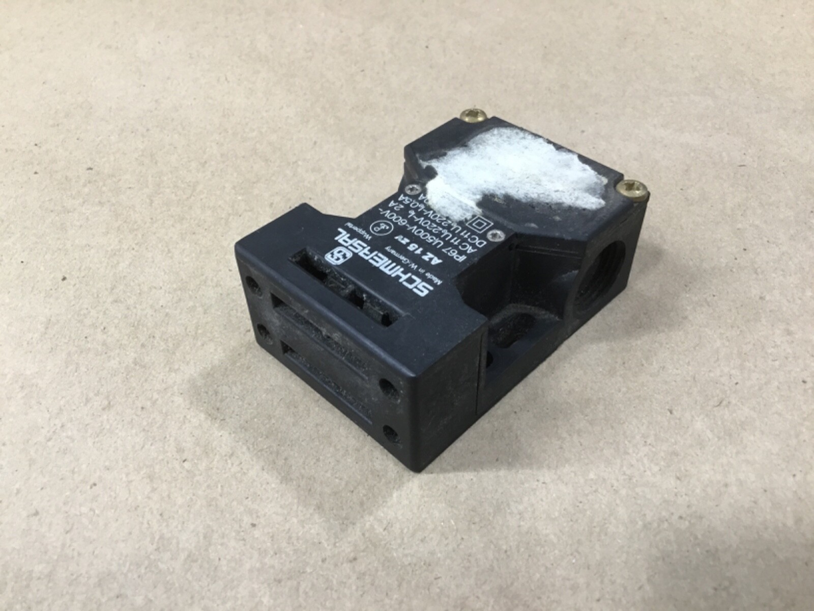 SCHMERSAL AZ15ZV SAFETY INTERLOCK SWITCH #22H38RM