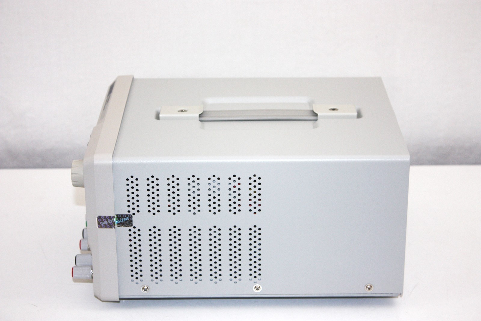 Siglent SPD3303X-E Programmable DC Power Supply, LCD, 2x: 0-32V, 1x: 2.5,3.3,5V