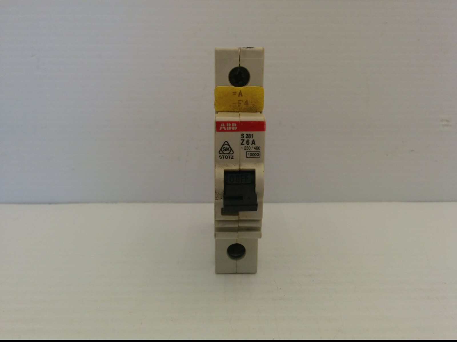 ABB S 281 Z 6 A CIRCUIT BREAKER, 6 AMP 1 POLE 277/480 VAC, VDE 0660 E76126