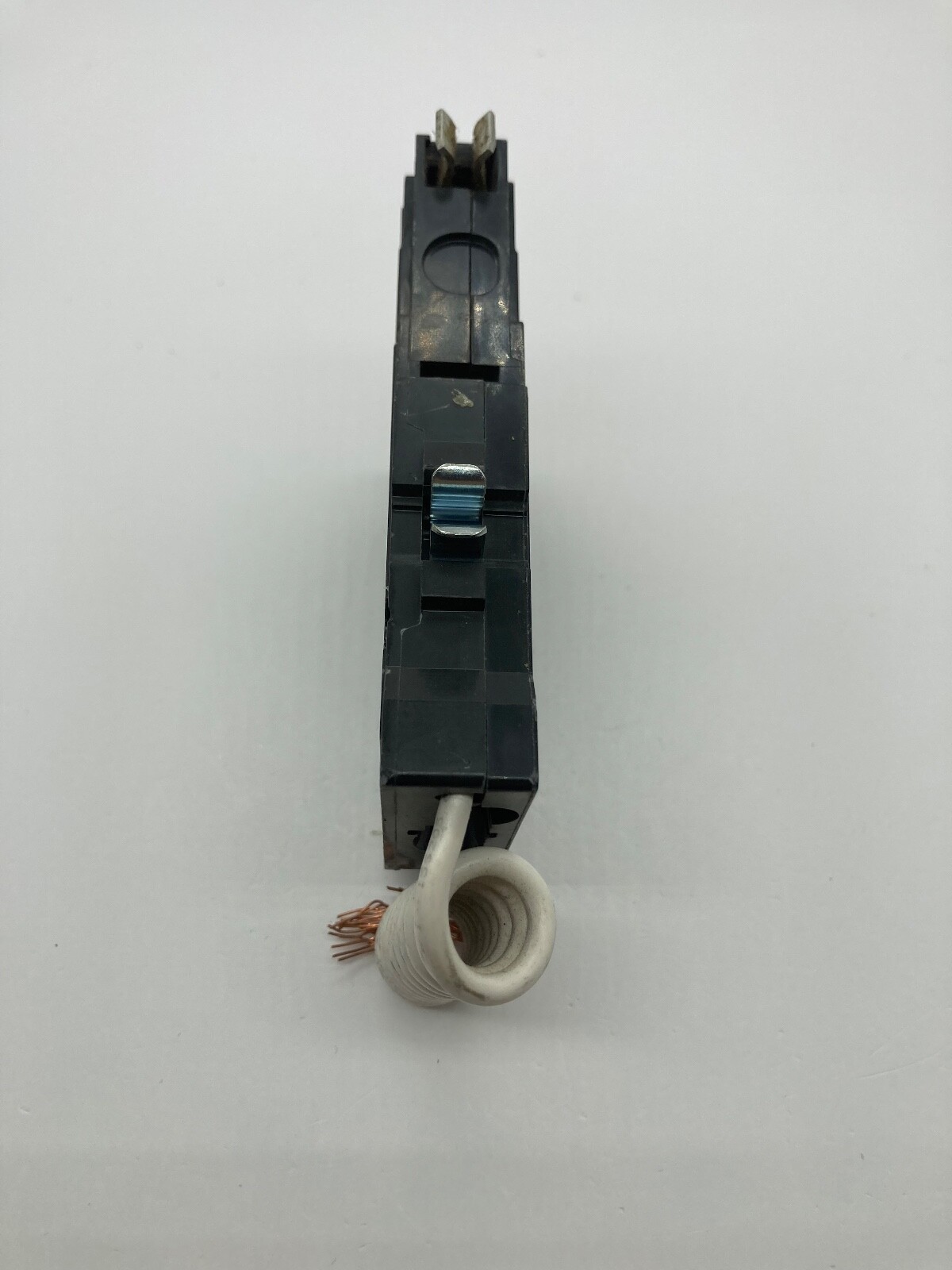 Square D QO120GFI 1 Pole 20 Amp 120VAC Plug On Ground Fault GFCI Circuit Breaker