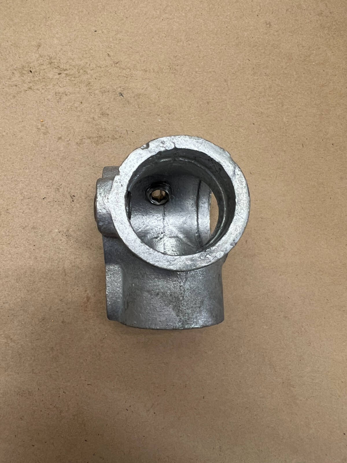 Side Outlet Elbow 3 Way Carbon Steel Tube Connector, 1-3/8” Opening – Lot of 5