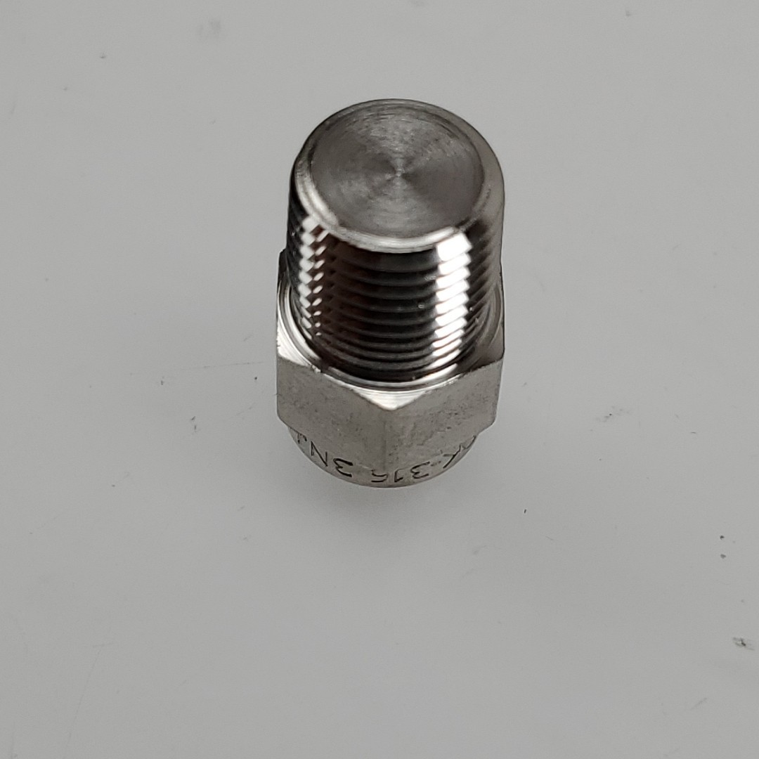 (Lot of 50) SS-2-P Swagelok 1/8″ Pipe Plug