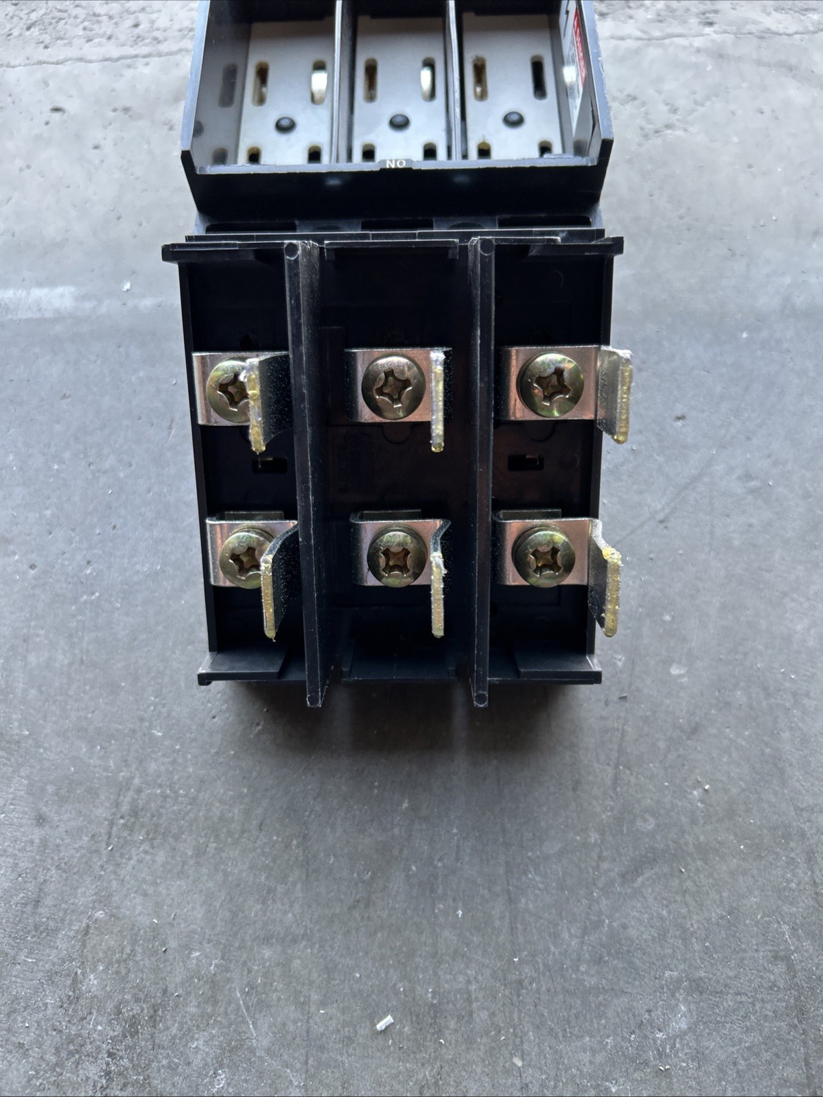Siemens I-T-E TFP324 Pullout Fusible Disconnect Switch 200A 240VAC 3P Complete