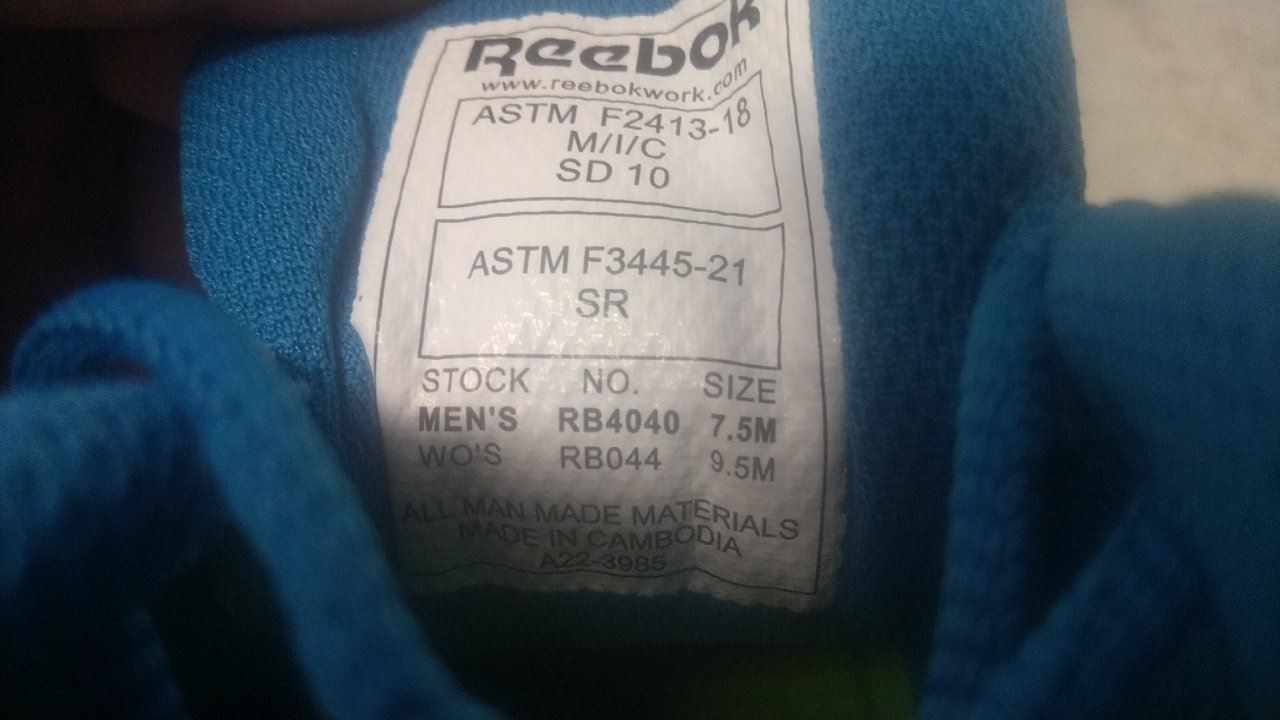 Reebok RB4040 Size 7-1/2 M Men’s Blue/Gray Alloy Toe Athletic Style Work Shoe