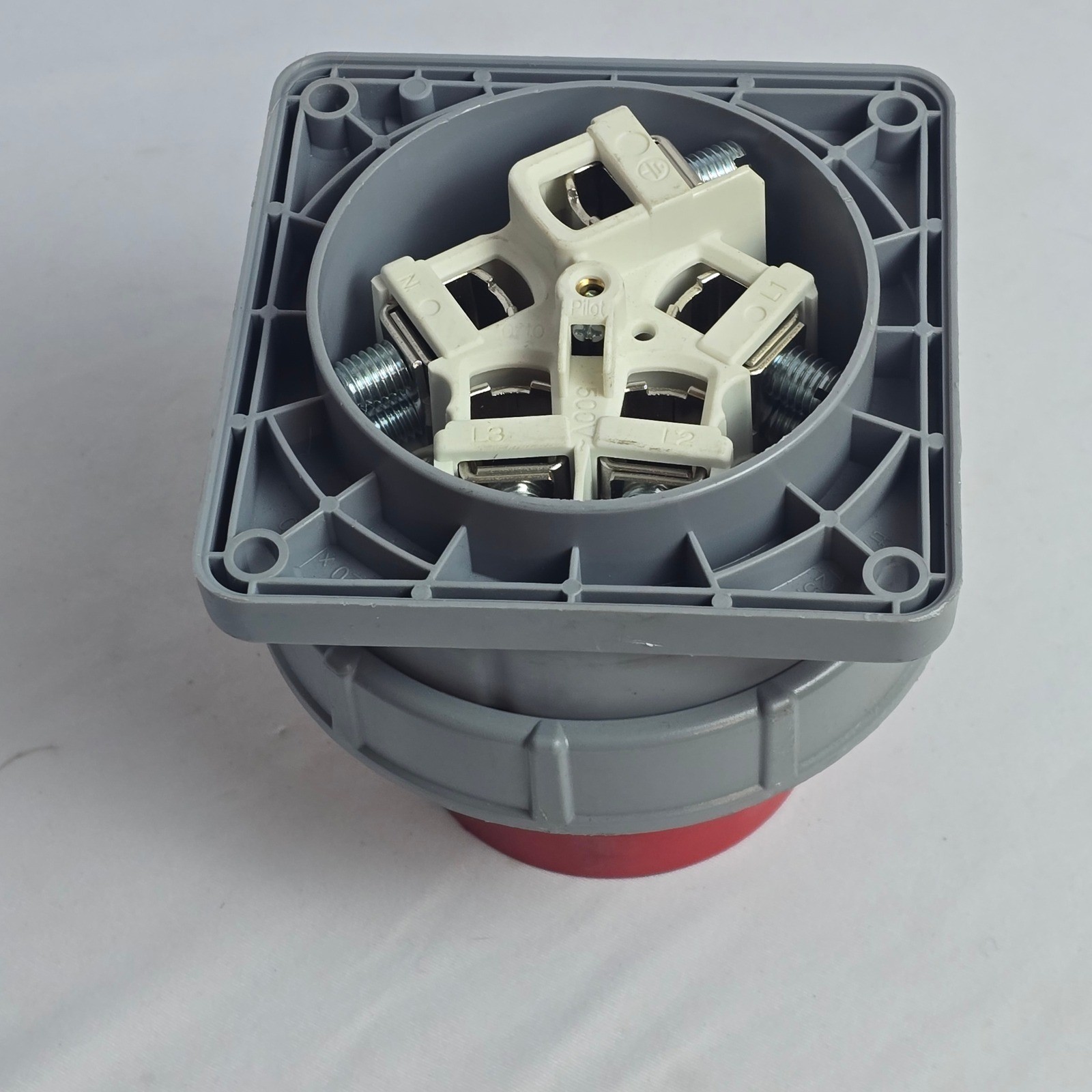 PCE Typ 645 Industrial Flanged Plug 125A 5-Pin 3P+N+E IP67 415V Power Inlet