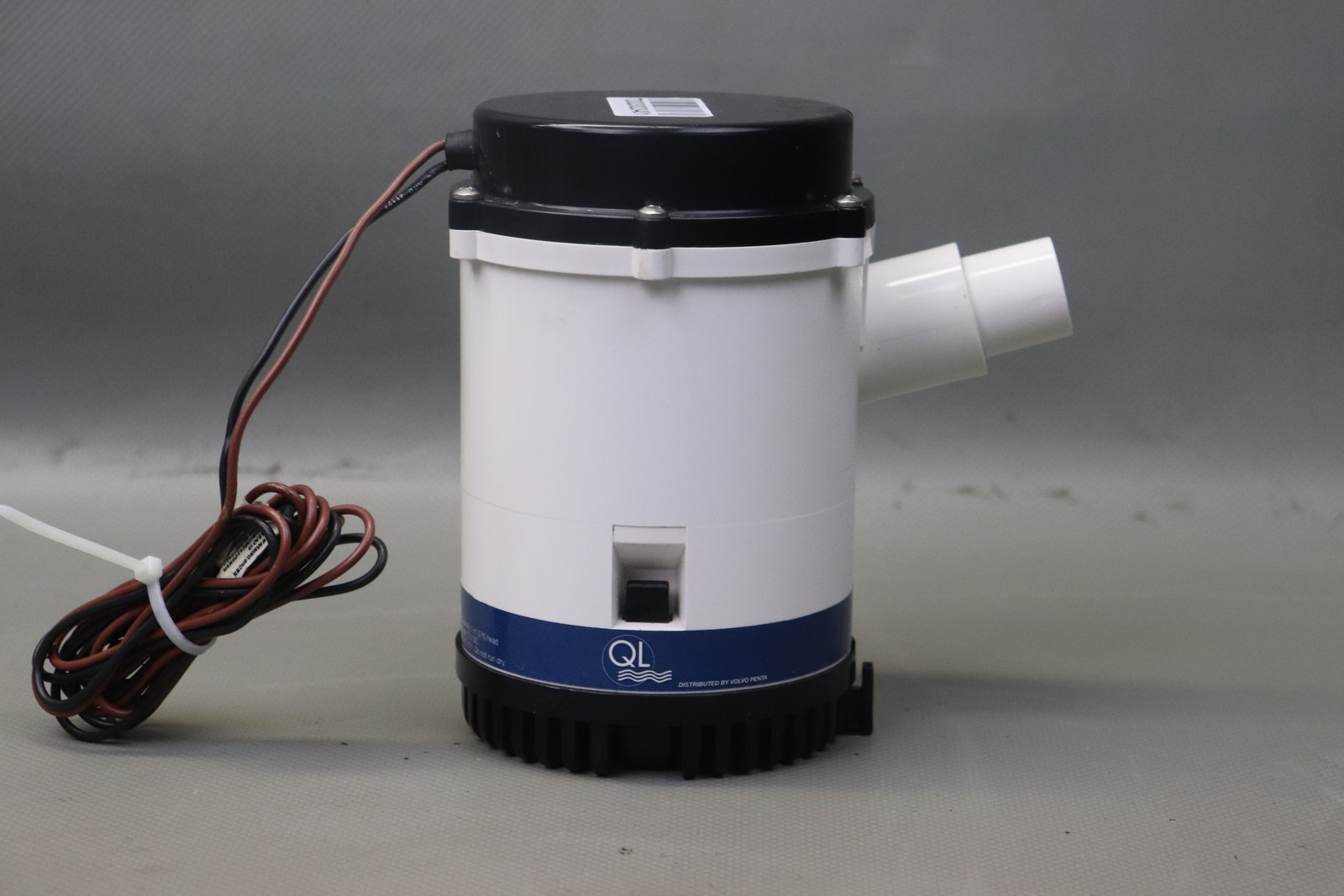 Volvo Penta SBP130 Submersible Bilge Pump 130L/min 2,060GPH 12VDC 41103008 Unused Original Packaging