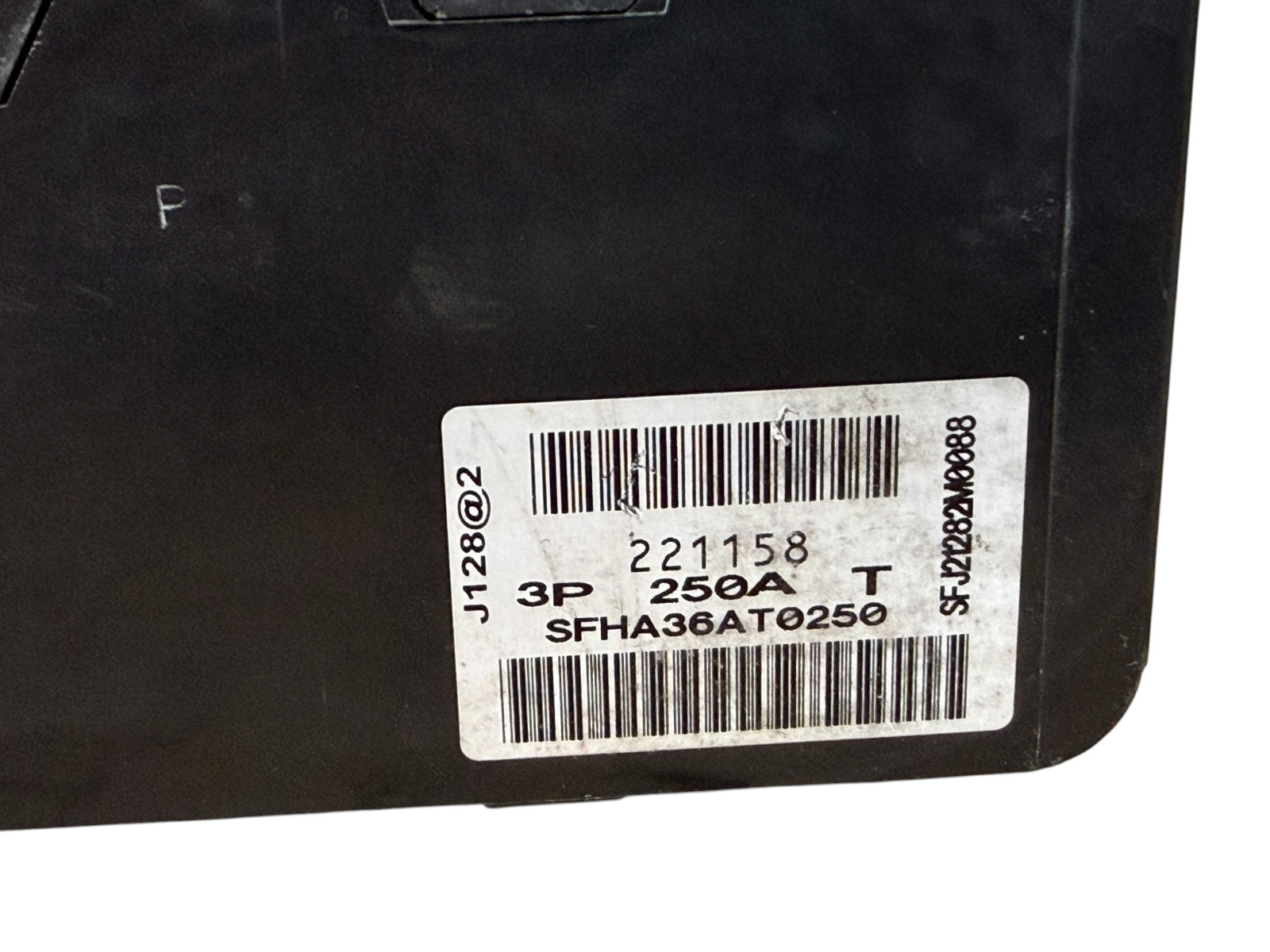GE SFHA36AT0250 250A 3-POLE 600V SPECTRA RMS SF250 65KA CIRCUIT BREAKER NEW