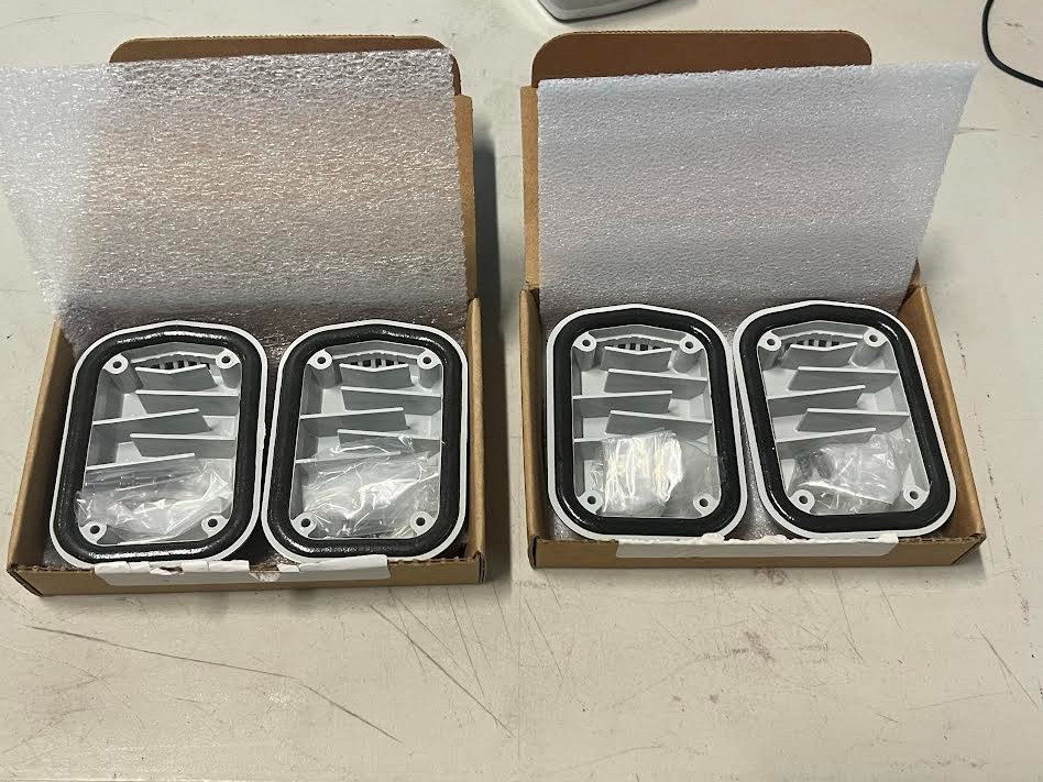 Lot of 4 Allied Moulded Products, Inc. AMVENT4XLG Type 4X Ventilation Kit New