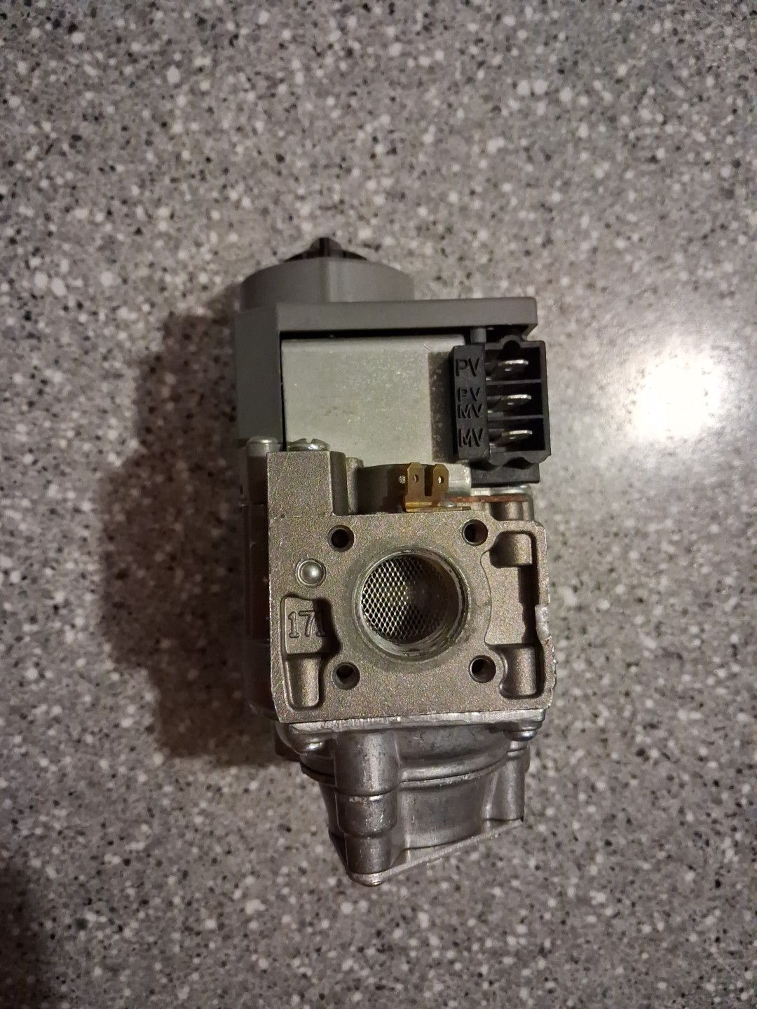Burnham Resideo Natural Gas Valve IN3-IN6 VR8204C3007