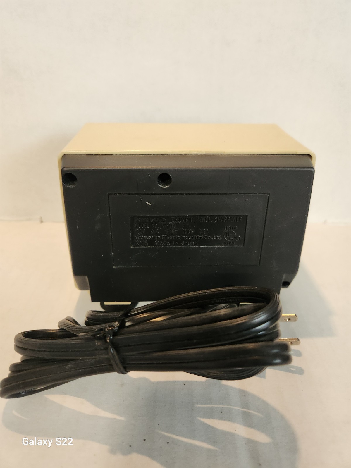 Preowned Working Panasonic KP-110 Electric Pencil Sharpener with Auto-Stop Beige