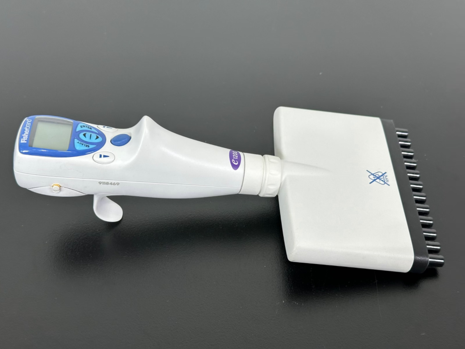 Fisherbrand e1200 Electronic 12 Channel Multichannel Pipette 1200uL