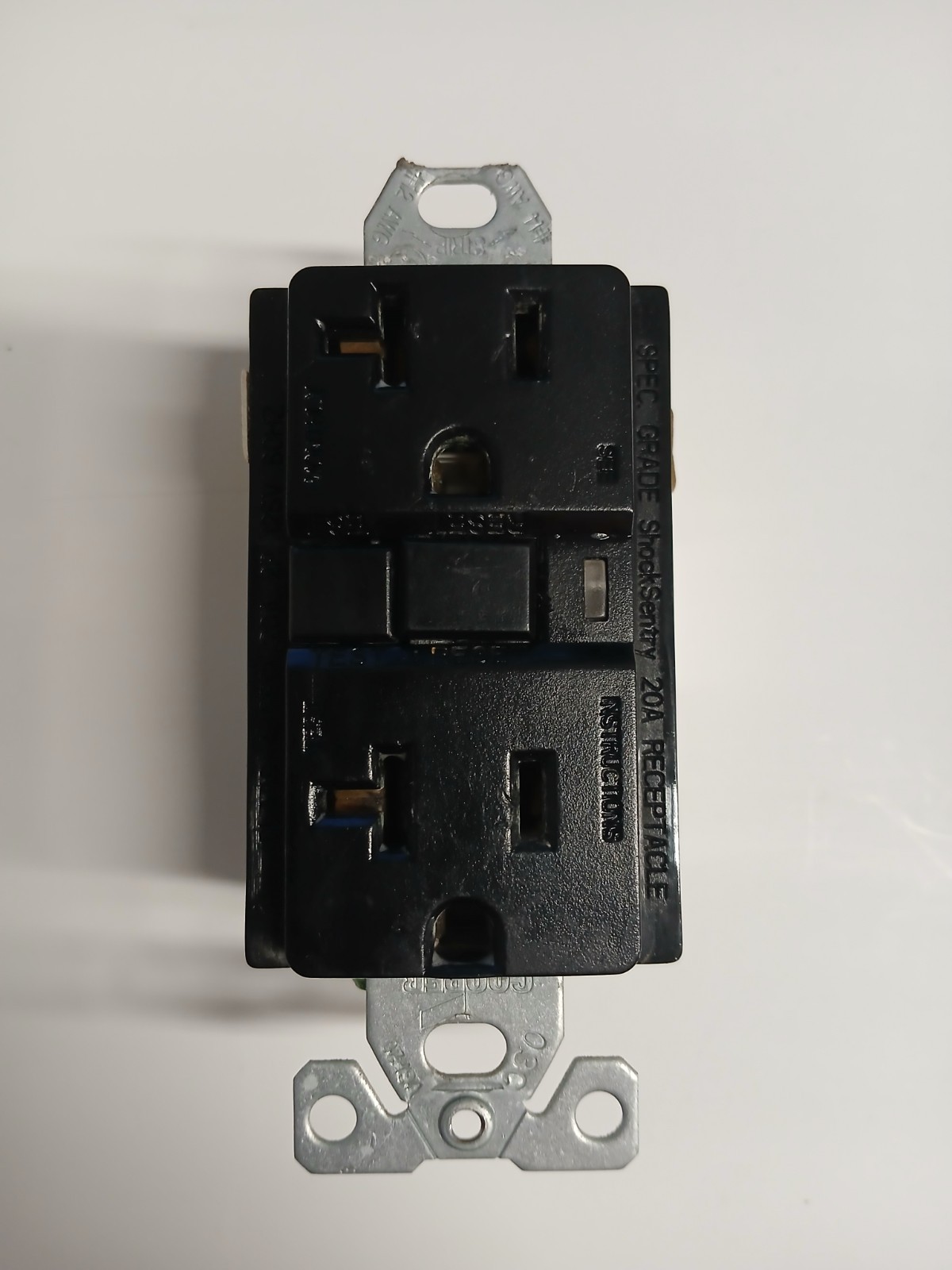 GENERAC 0D4966 20A 120V GFCI GF20BK