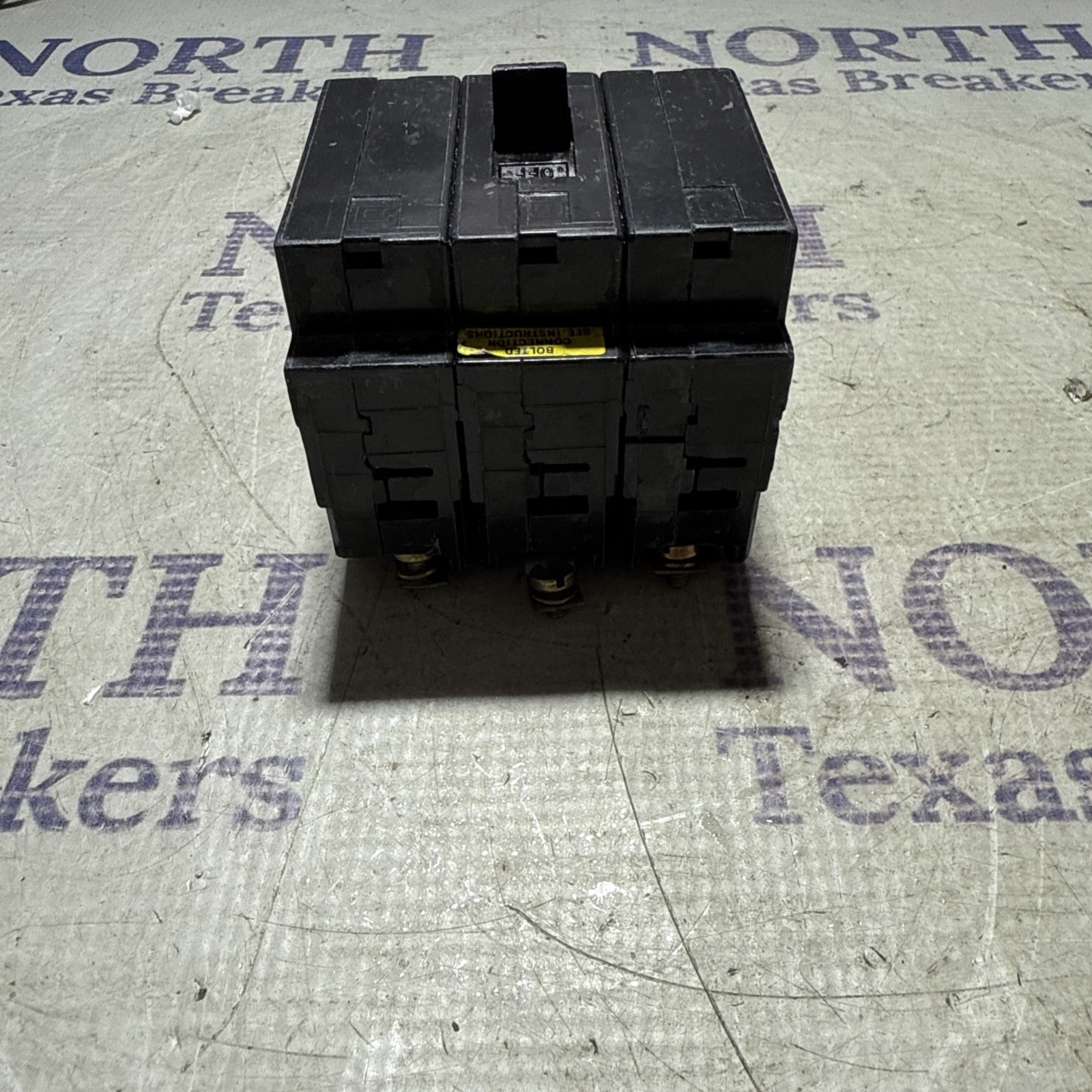 Square D EHB34030 Bolt-On Circuit Breaker 30A 3P 480Y/277V 14KA EHB-4