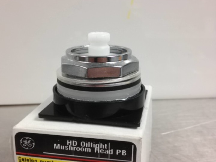 UpTo 41 NEW at MostElectric: CR104PBM00A6 GE GENERAL ELECTRIC NEW
