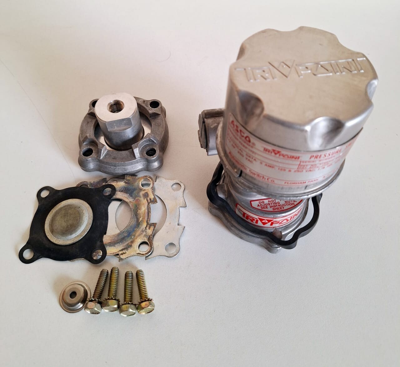Asco SB30A Tri Point Pressure Switch 5 Amp 125VAC-250VAC