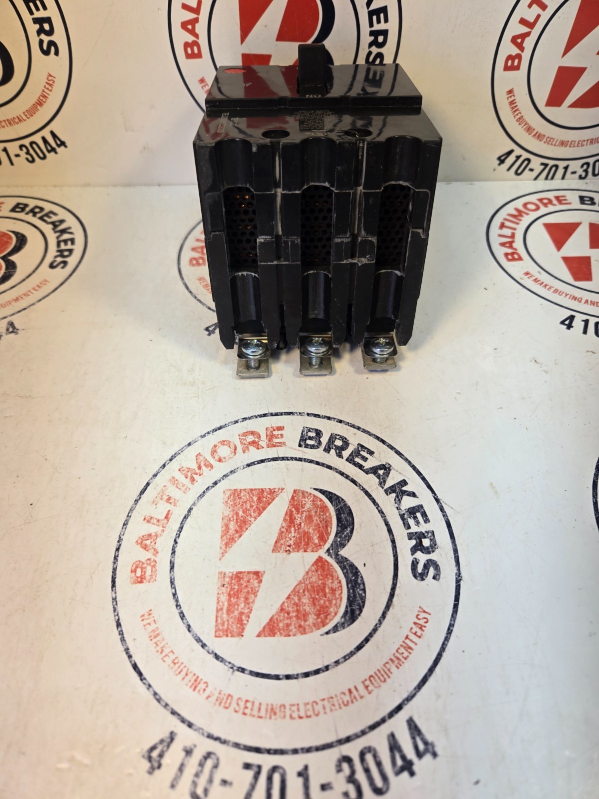 ✪✪NEW IN BOX✪✪ GE – TEY330 – Circuit Breaker – 30A ✪✪NEW IN BOX✪✪