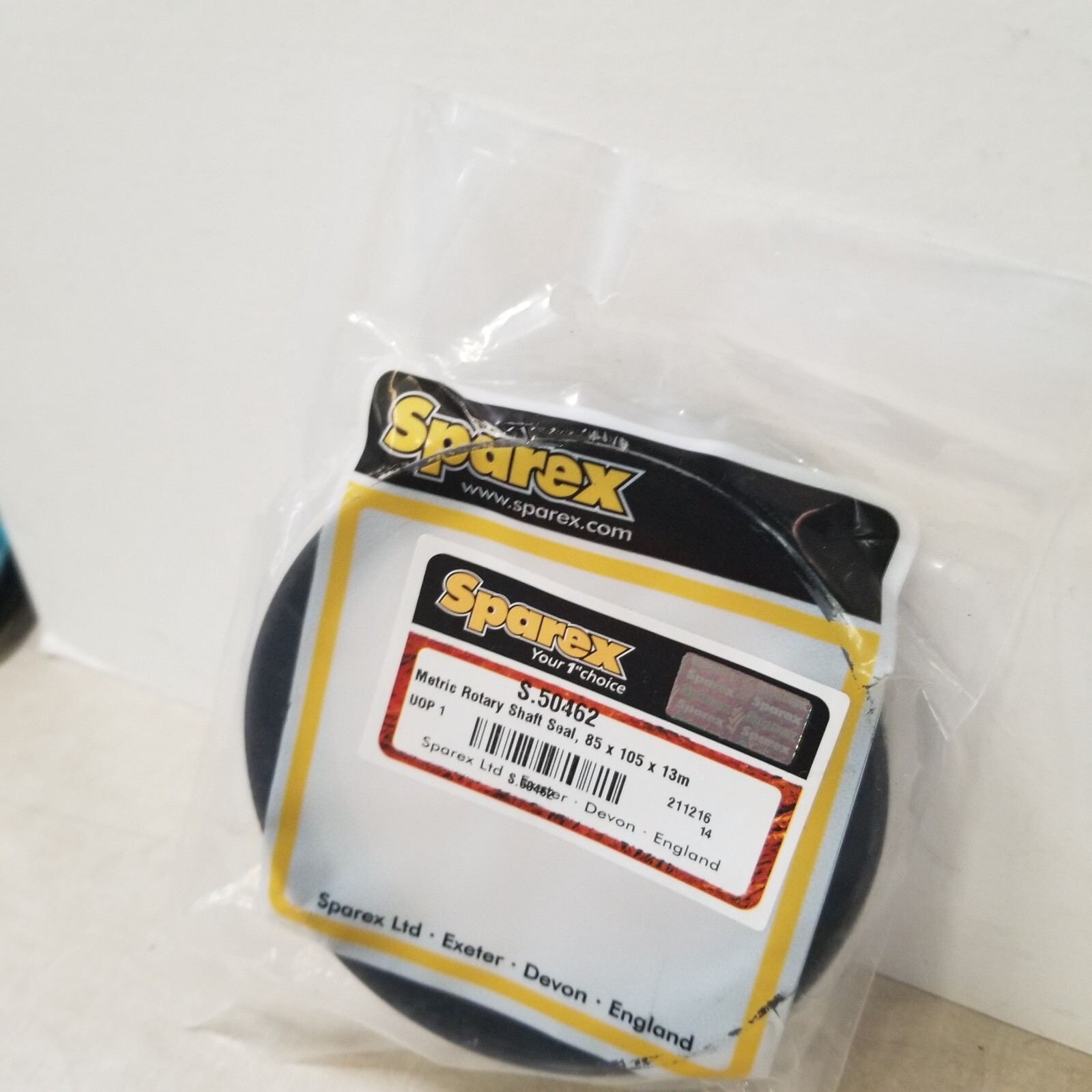 Metric Rotary Shaft Seal, 85 x 105 x 13mm Double Lip