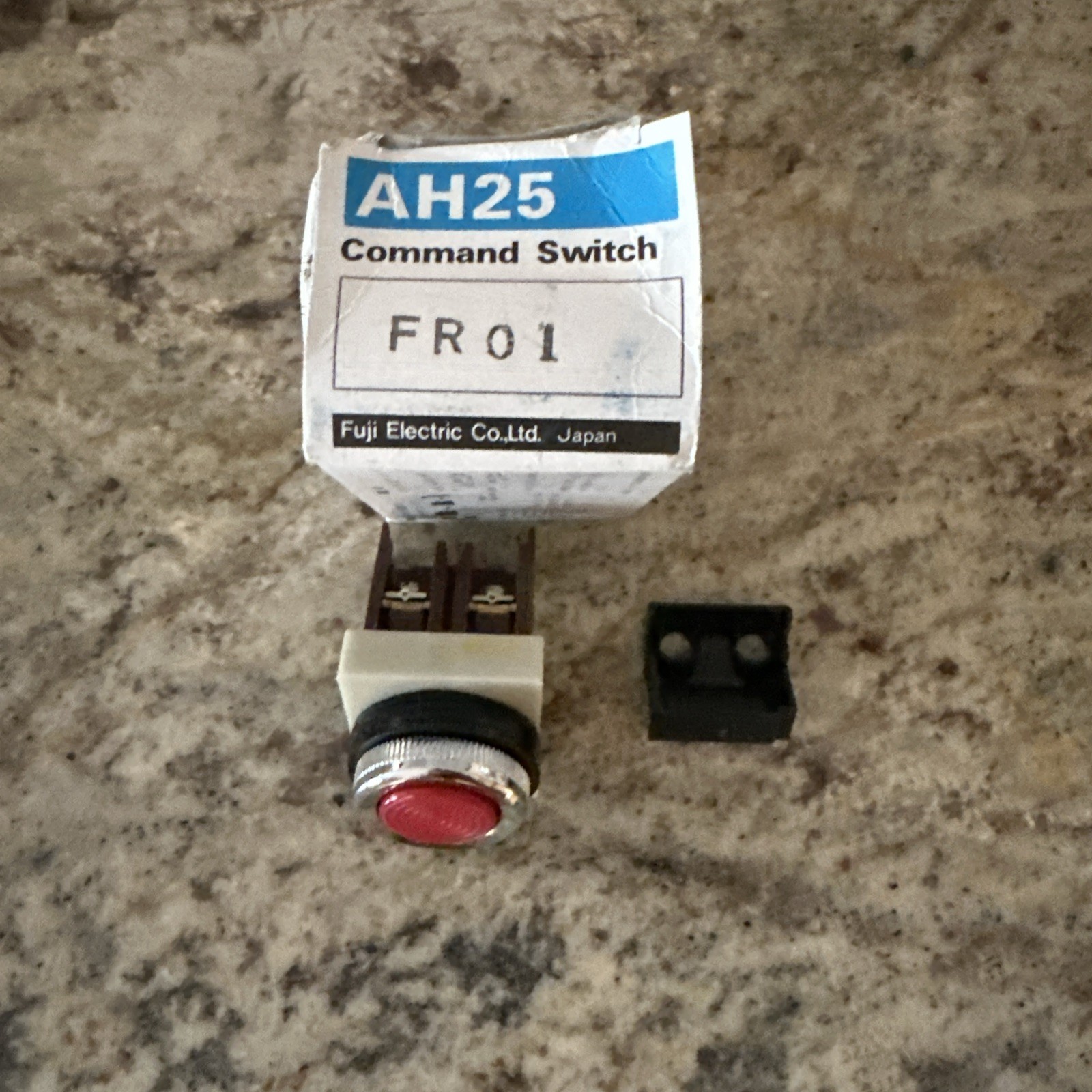 FUJI ELECTRIC AH25-FR01 / AH25FR01 NEW + FAST SHIPPING