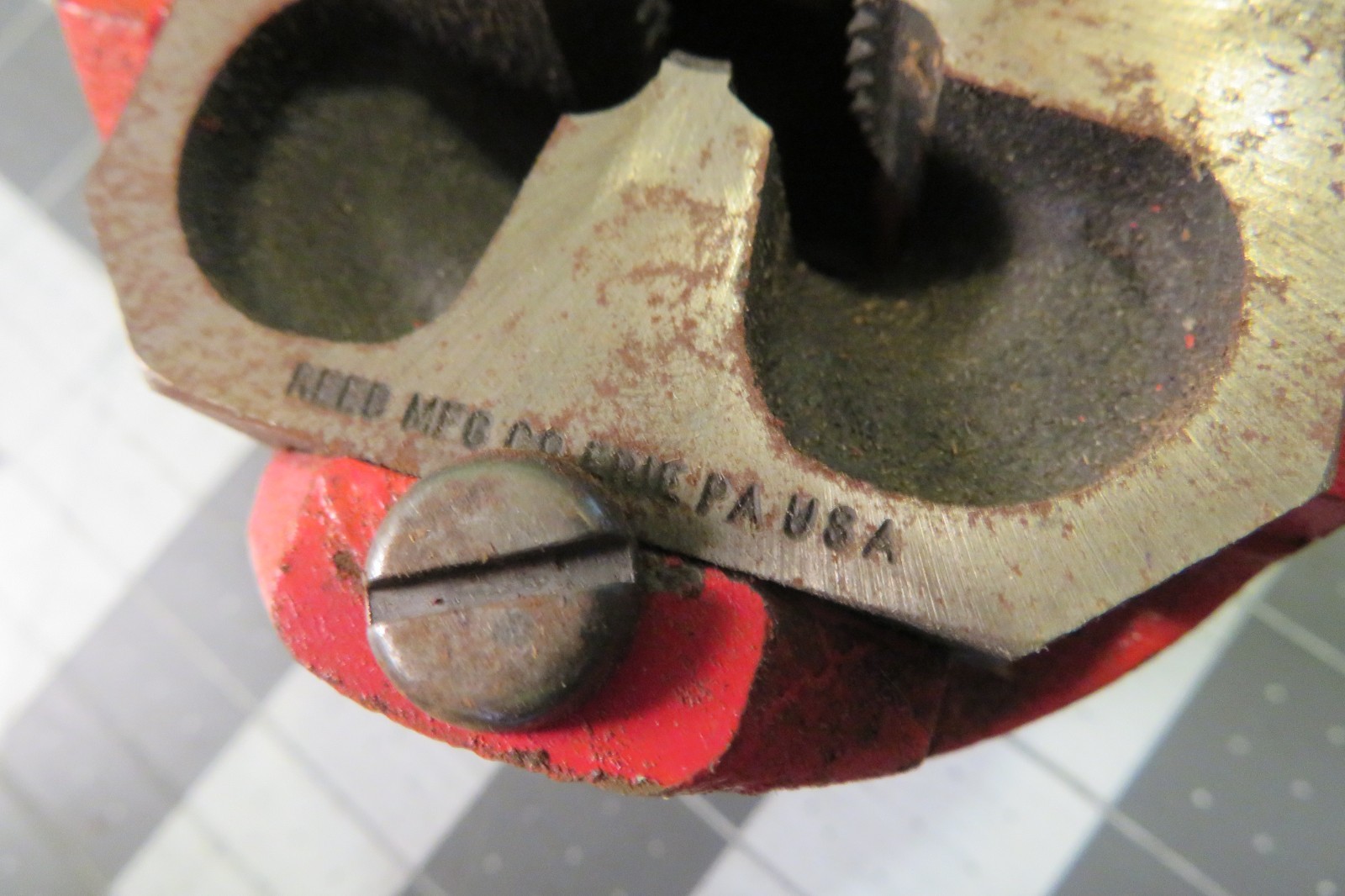 Reed Die with Ratchet Die Head Pipe Threading Threader