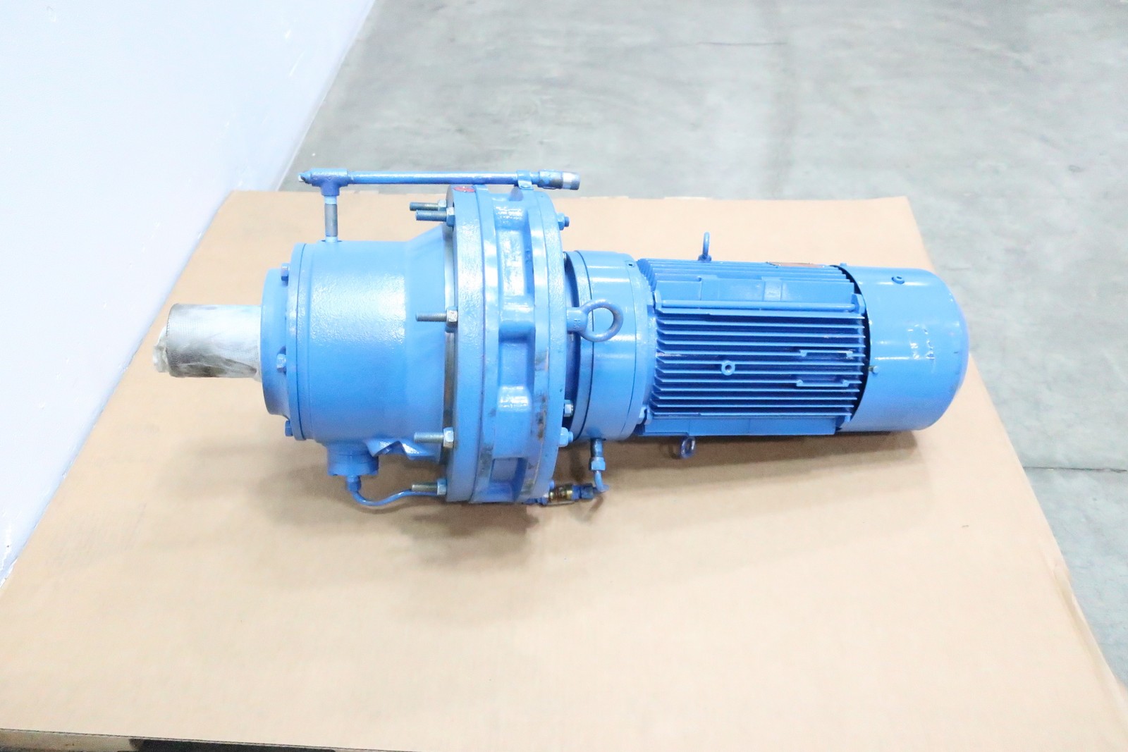 Sumitomo Sm-cyclo CVFM5-6185DB-AV-B-195 Gearmotor 9rpm 5hp 480v-ac 3ph