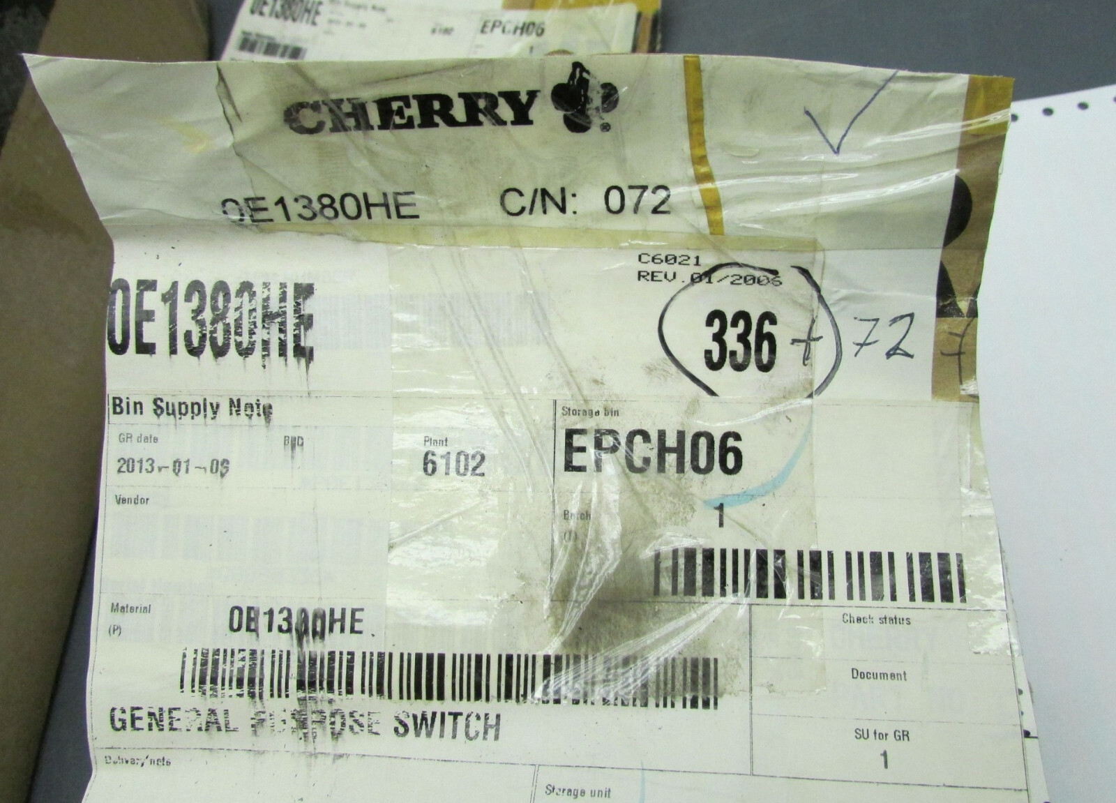 Lot 2 Cherry E13 15A NO/NC Lever Micro Switch 3/4 to 1.5 HP 125/250 V AC 48V DC