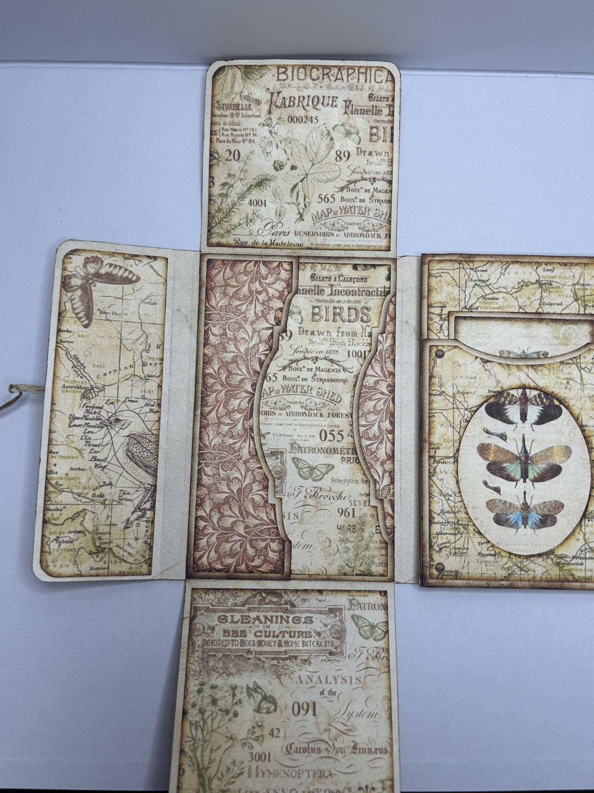 New Handmade Distressed Nature Junk Journal Folio 5.5 x4 inches