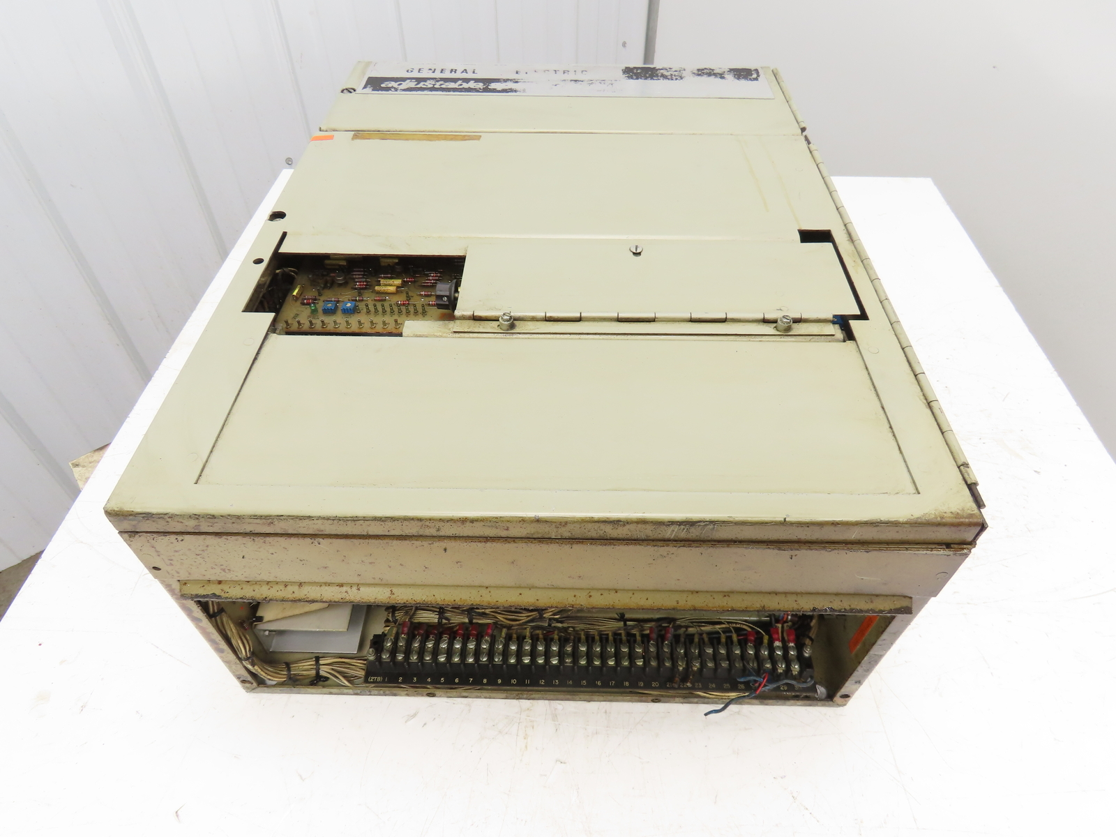 GE 6V15E3424 Valutrol DC Adjustable Speed Drive 10Hp 37A 240VDC – 460V 3PH Input