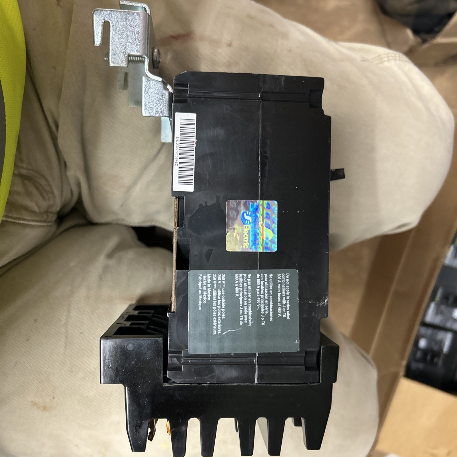 Square D 100 Amp I-Line Circuit Breaker 240 VAC 3 Pole QDA32100