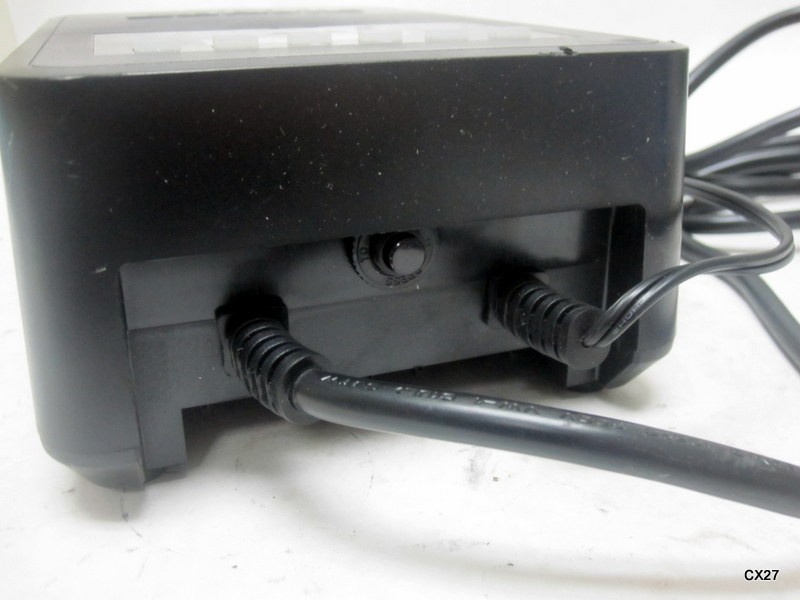 SUNVIE 300W Low Voltage Landscape Transformer 120V to 12/14V IP65 2 Outlet