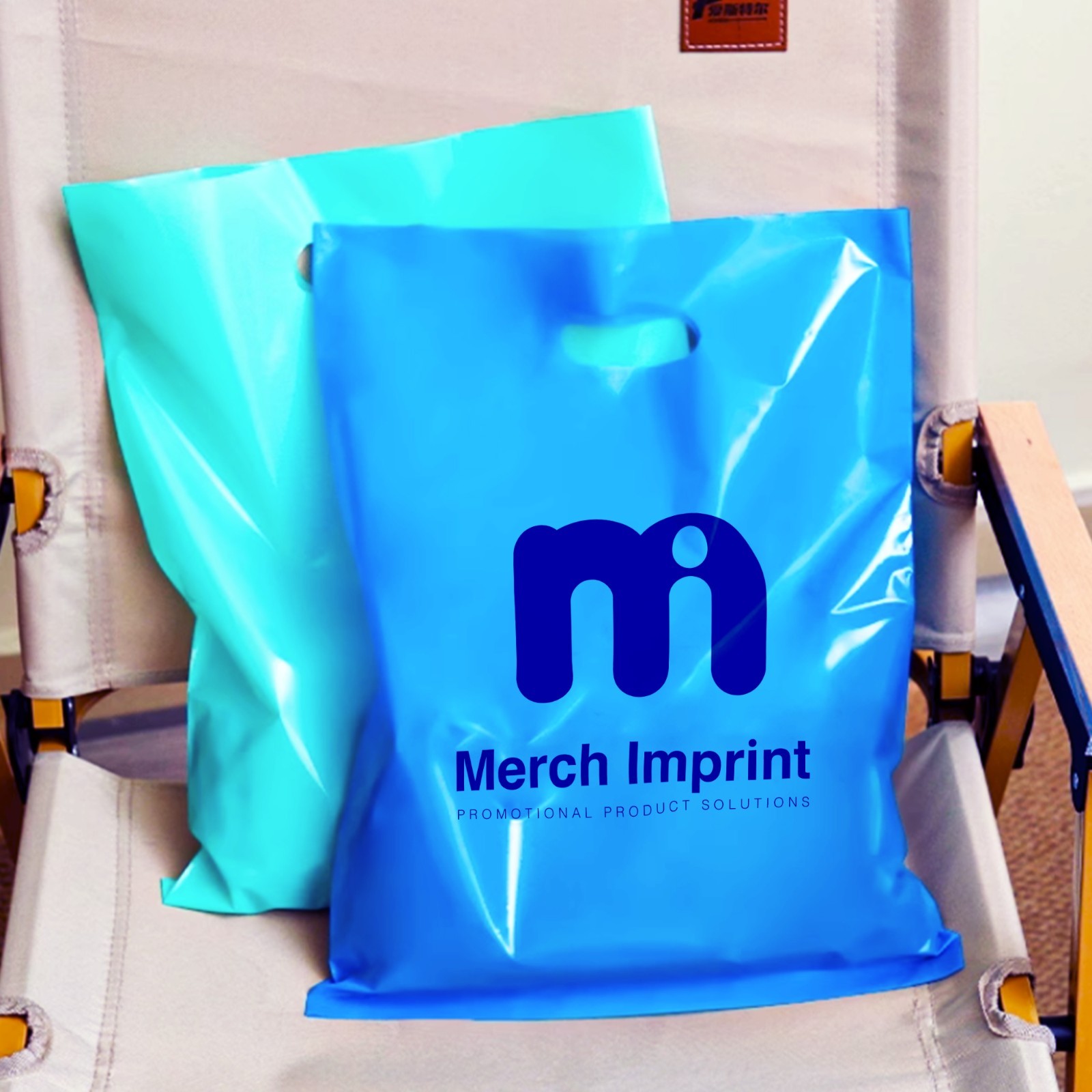 Personalissed Carrier Bags Durable Reusable Packaging Bag with LOGO TEXT Printed