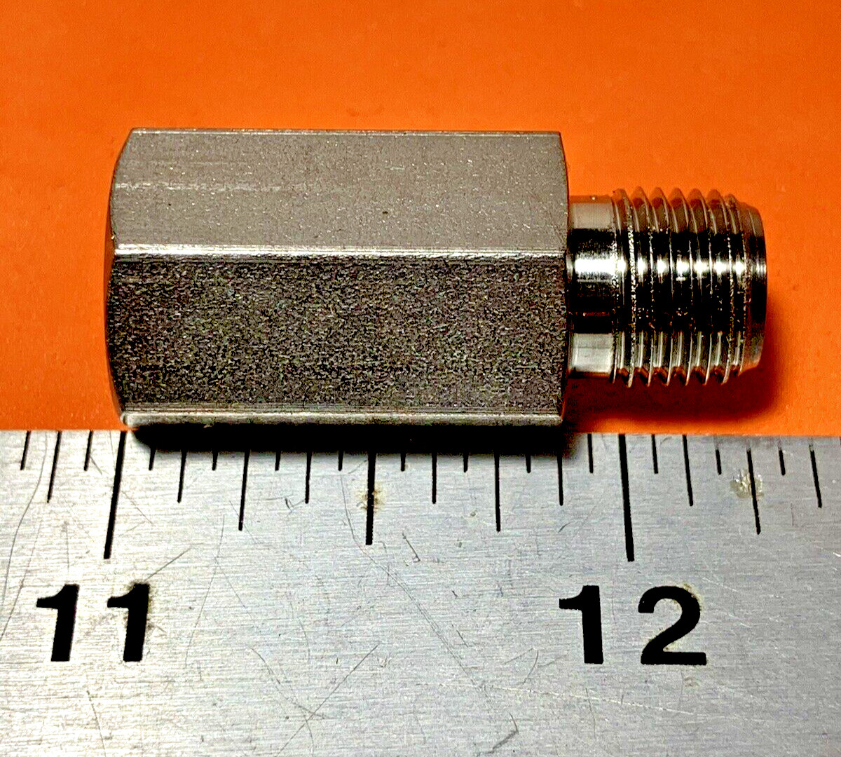 SS-2-A-2RT SWAGELOK CAJON SST PIPE FTG ADAPTER 1/8″ NFPT X 1/8″ MALE ISO TAPERED