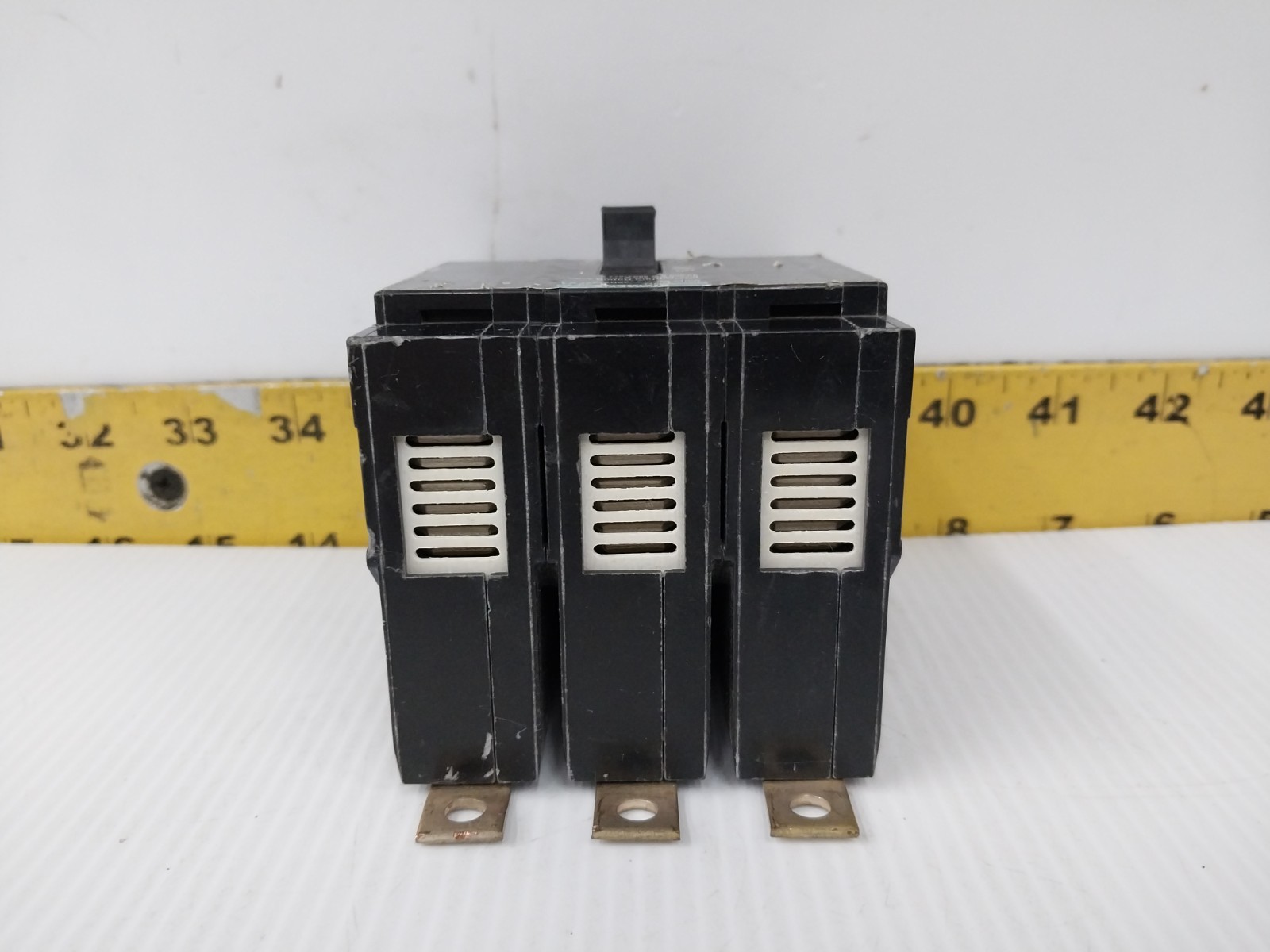 Siemens 60 Amp Bolt-On Circuit Breaker 480Y/277 VAC 3 Pole BQD360