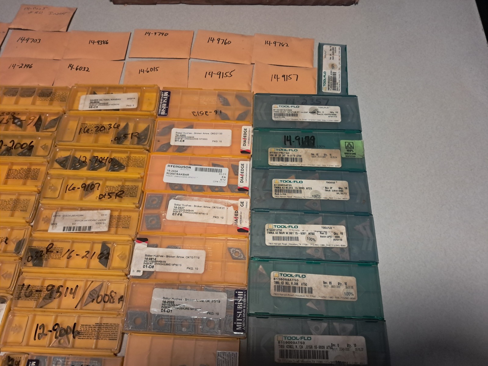 Assorted Carbide Inserts Mixed Brands Lot of Mostly New Various Size
