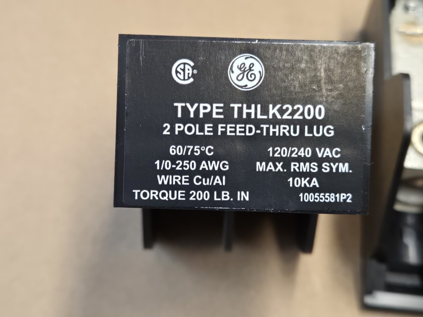 Lot Of 2 GE THLK2200 2 Pole Feed-thru Lugs 120/240VAC