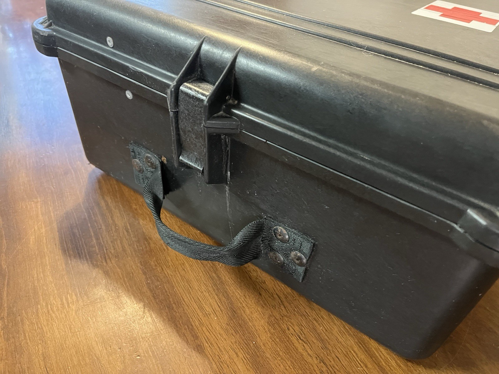 Iron Duck Pelican 1600 24″ x 18″ x 8″ EMS Medic Ambulance Hard Case, Black
