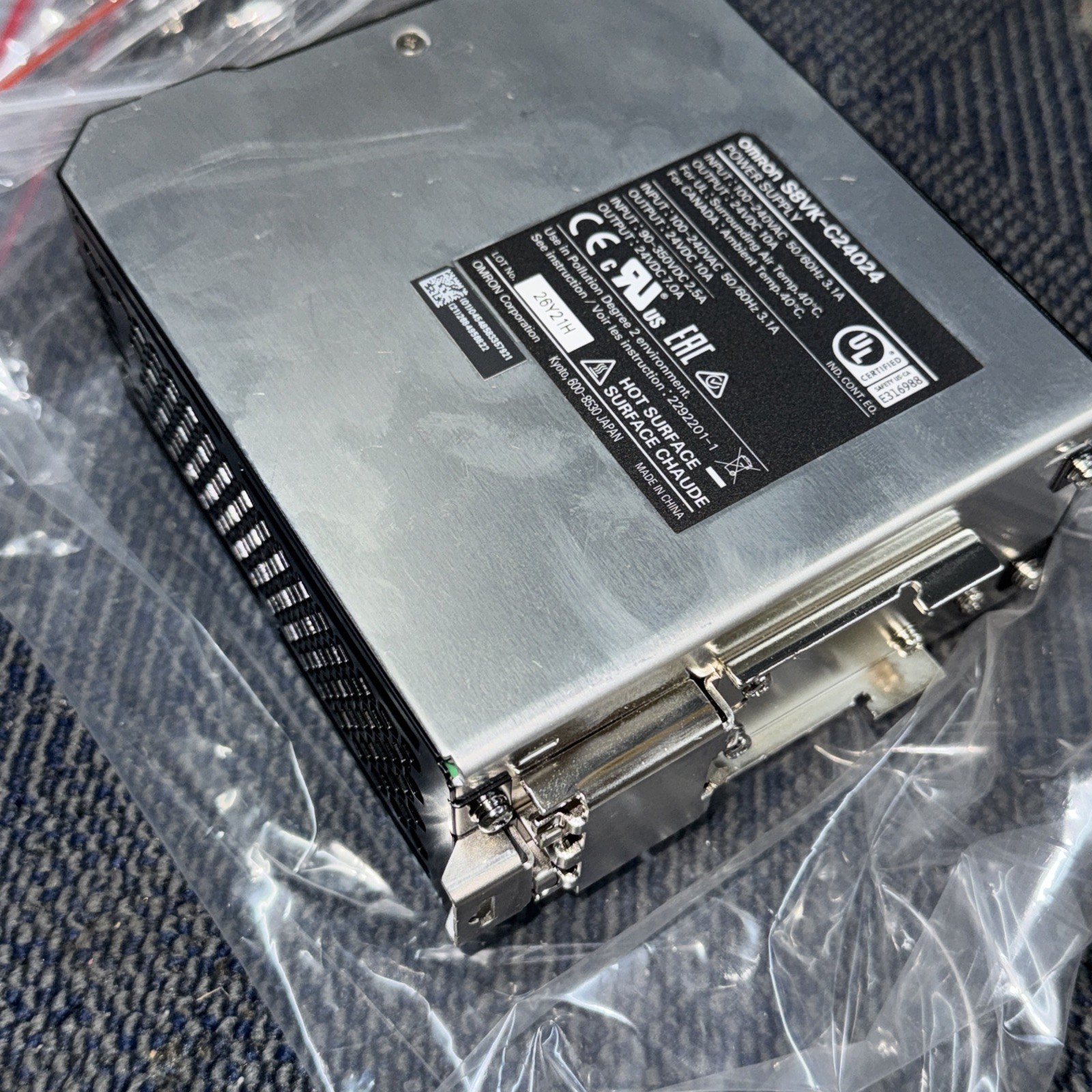 Omron S8VK-C24024 Switching Power Supply DC24v AC 100-240v 3.1A 50/60Hz, LO1