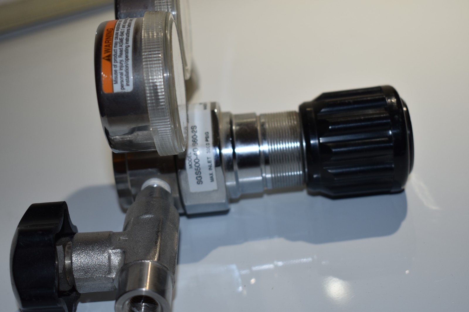 Victor High Purity Single Stage Compressed Gas Regulator SGS500-40-660-2S USA