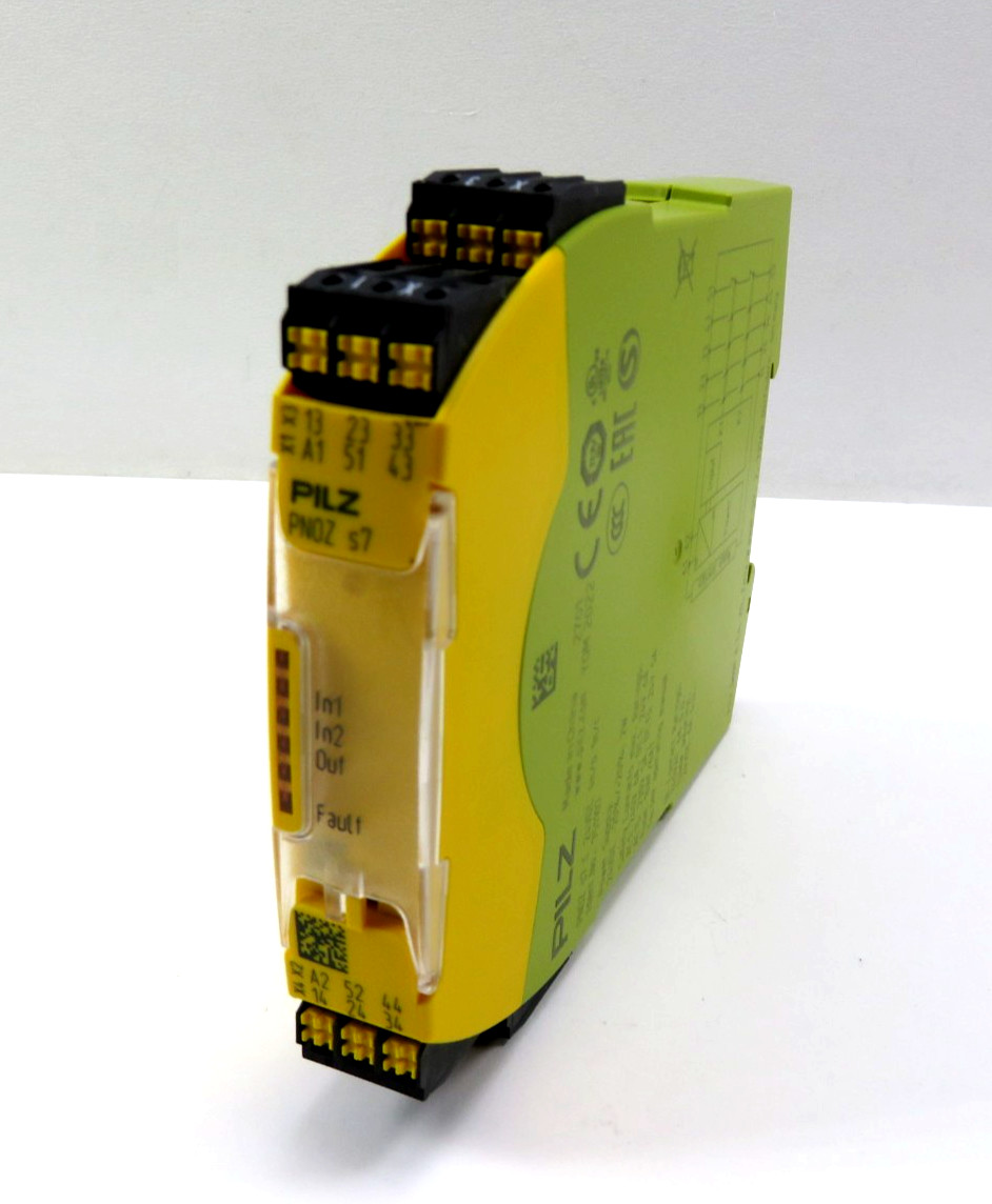 Pilz 751107 PNOZ s7 C 24VDC 4n/o 1n/c Contact Expansion