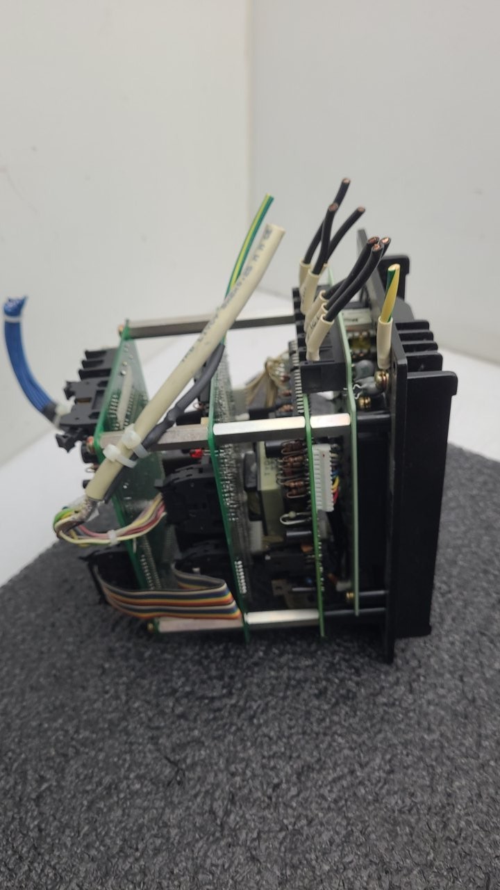 Yaskawa CIMR-04JP3-3B00M Servo Drive AC Controller PCB Assembly Module
