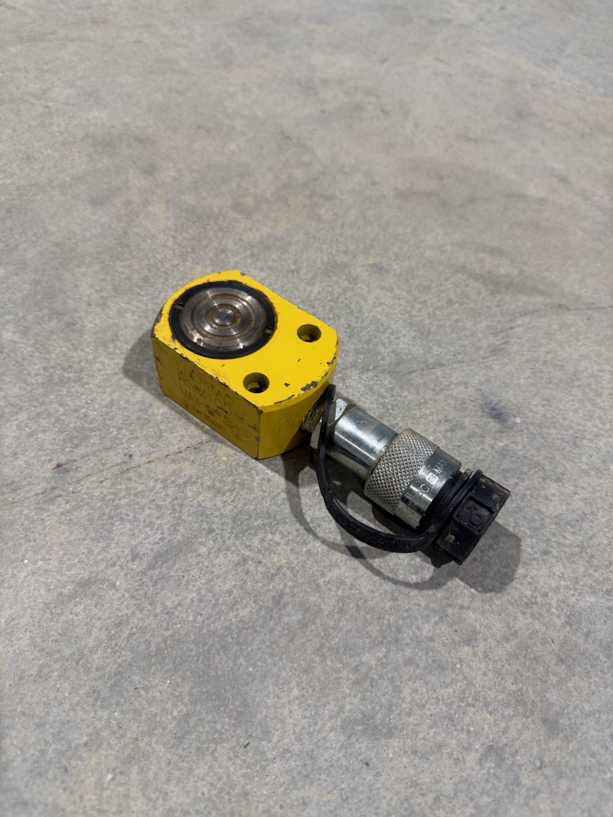 Enerpac RSM100 Max 10000 PSI 700 BAR 10 TON