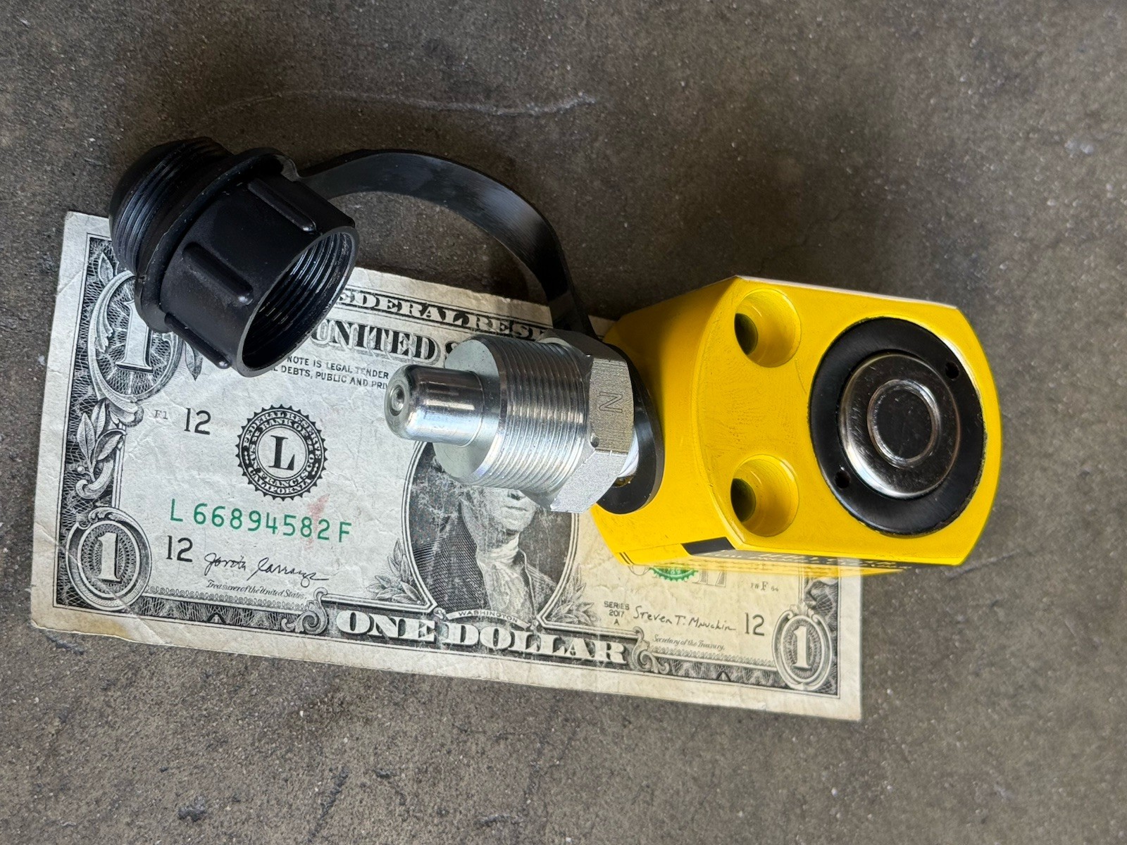 5 Ton Mini Hydraulic Ram Cylinder Low Profile Hydraulic 7mm Stroke Jack Single