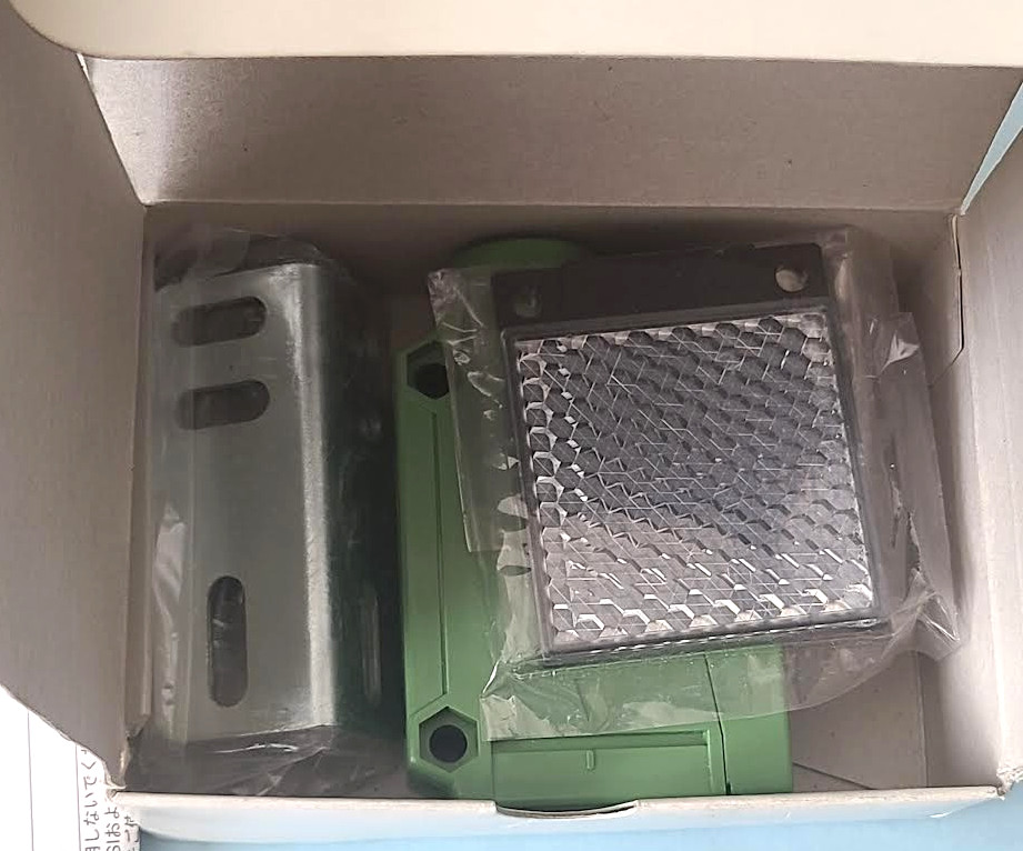 SUNX VF-RM5T PHOTOELECTRIC SENSOR 8JVZ Brand New