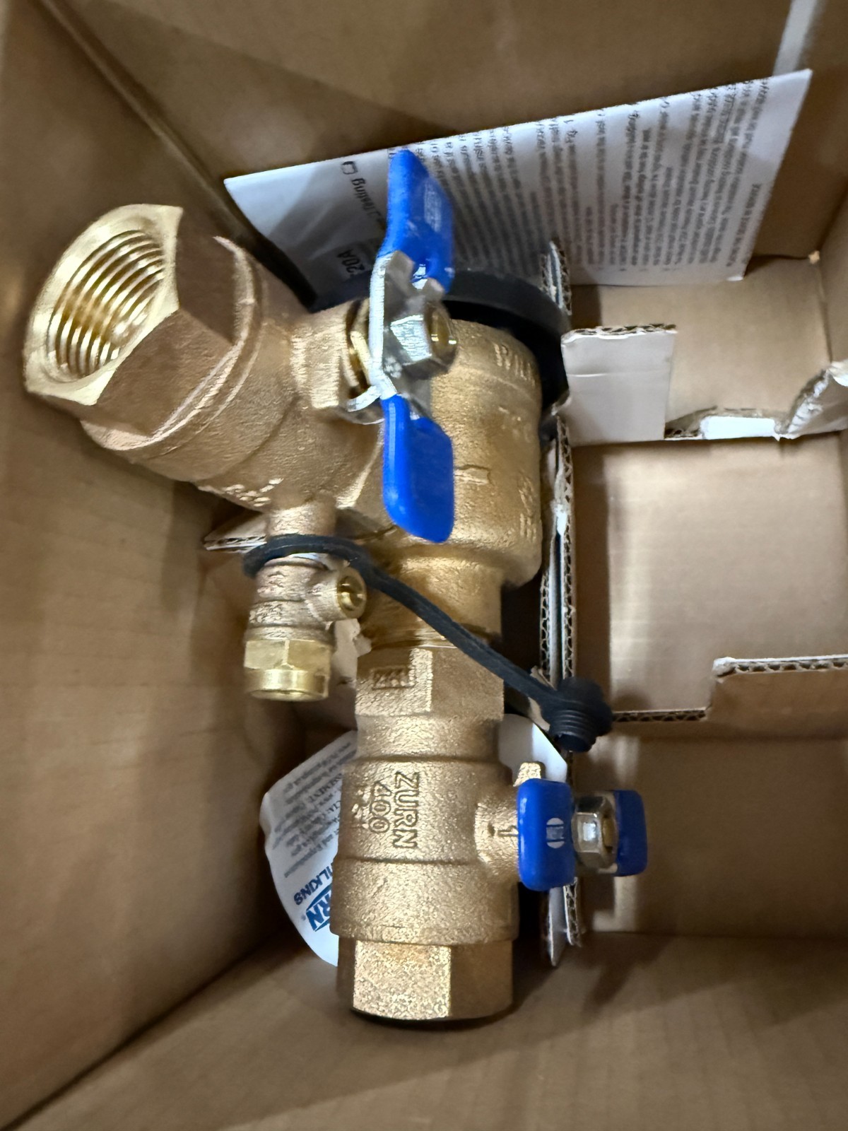 Zurn-Wilkins 1-720A Pressure Vacuum Breaker 1 in. With Union Ball Valves